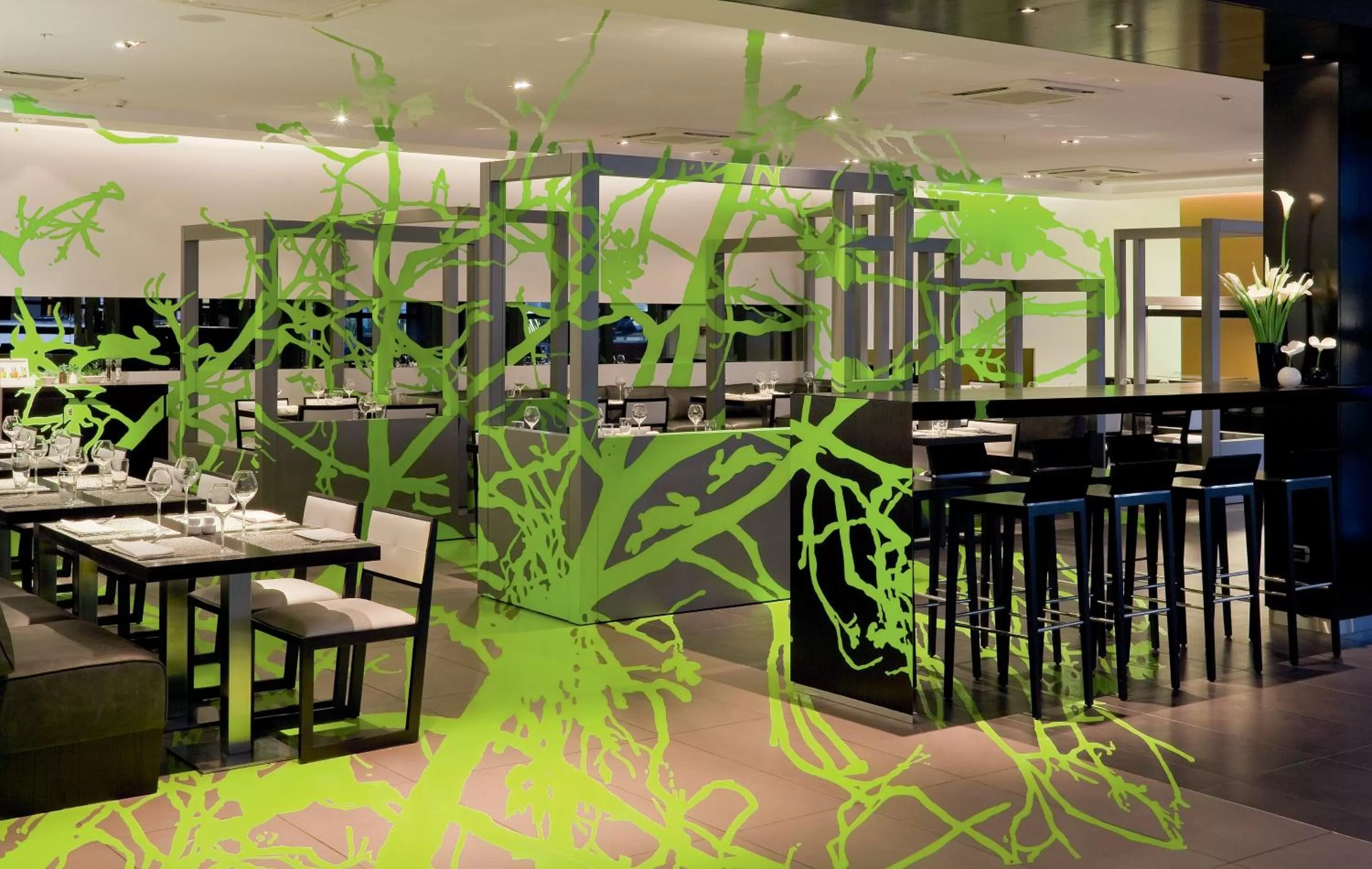 Restaurant/places to eat in Novotel Buenos Aires