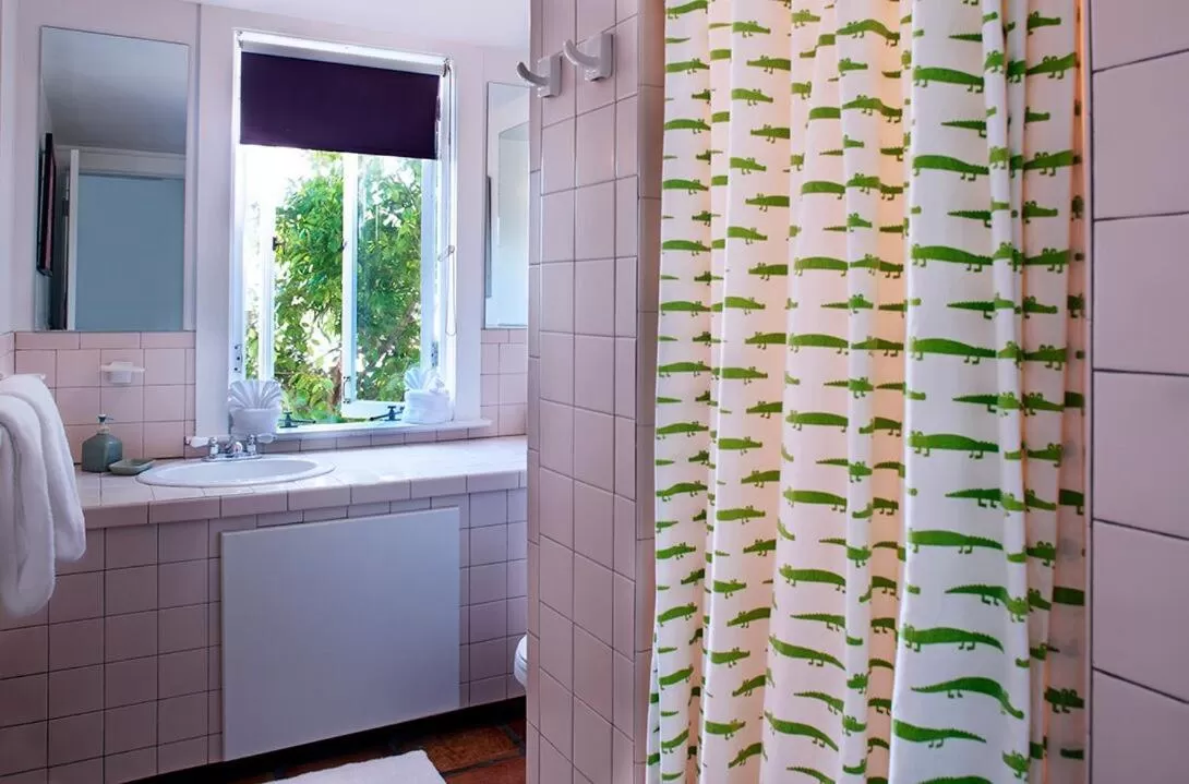 Bathroom in Key West Bed and Breakfast