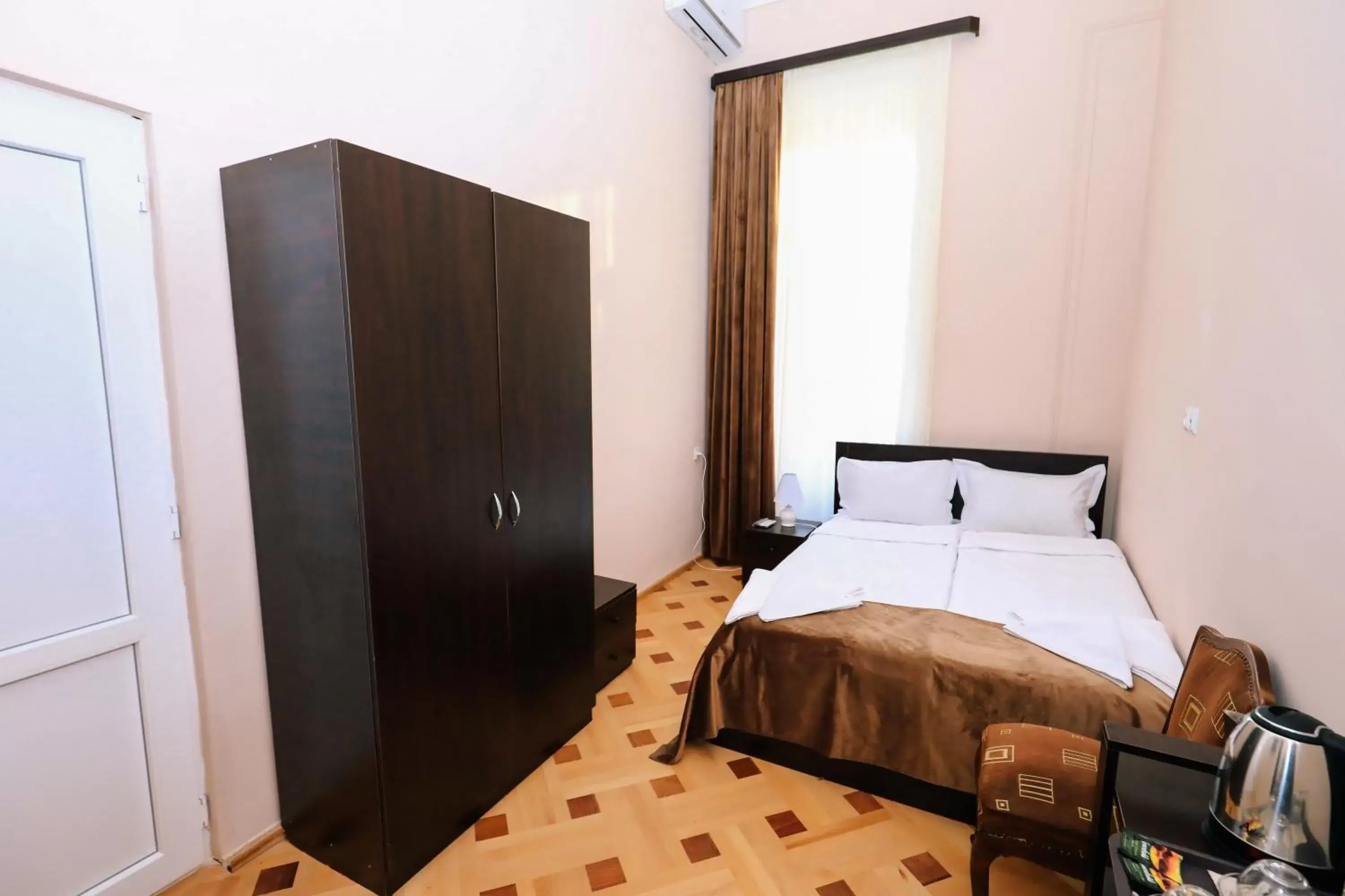 Standard Double Room in Tamarisi Old Tbilisi Standard Double Room in Tamarisi Old Tbilisi