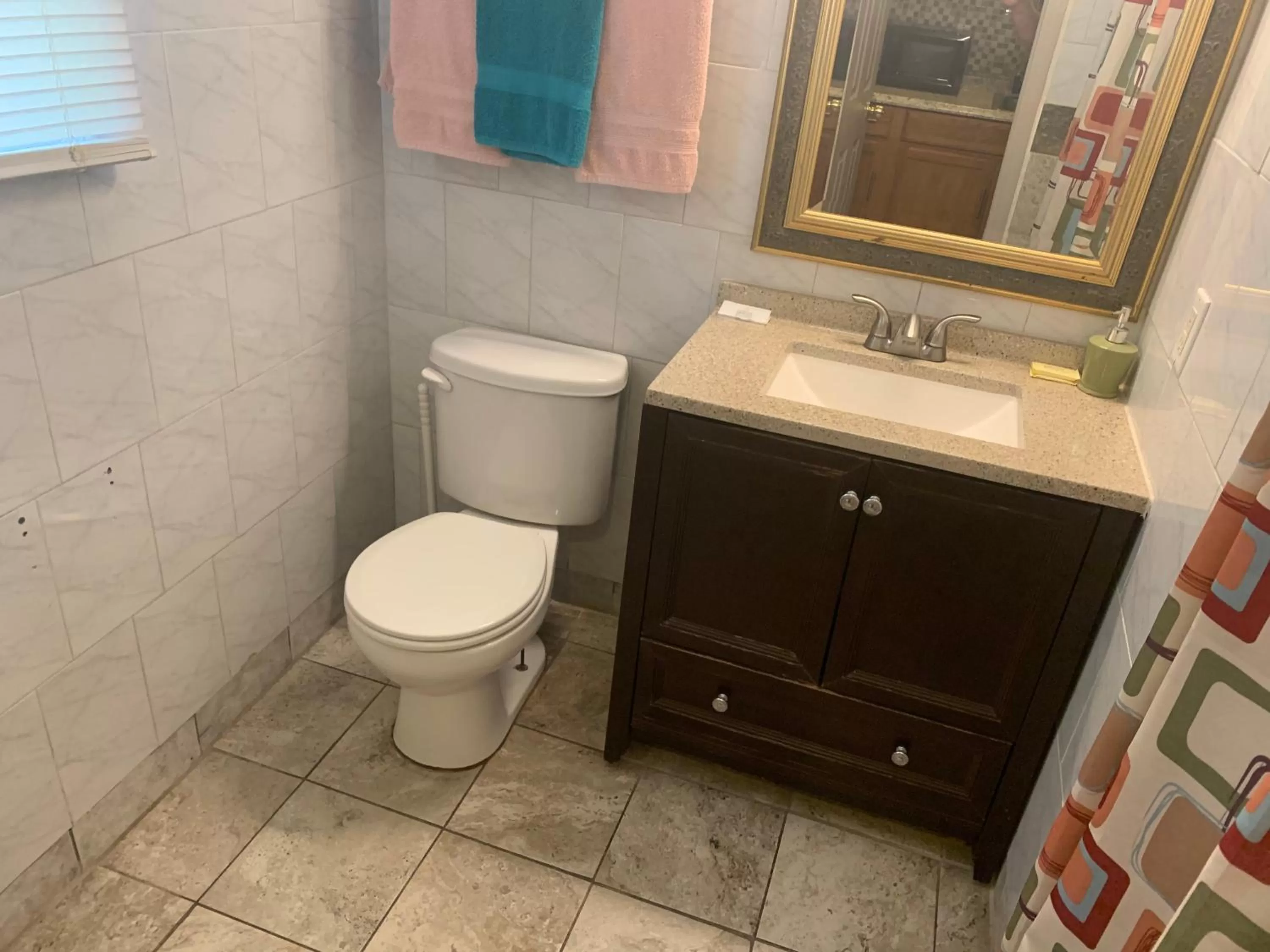 Bathroom in Michaels Siesta Studios