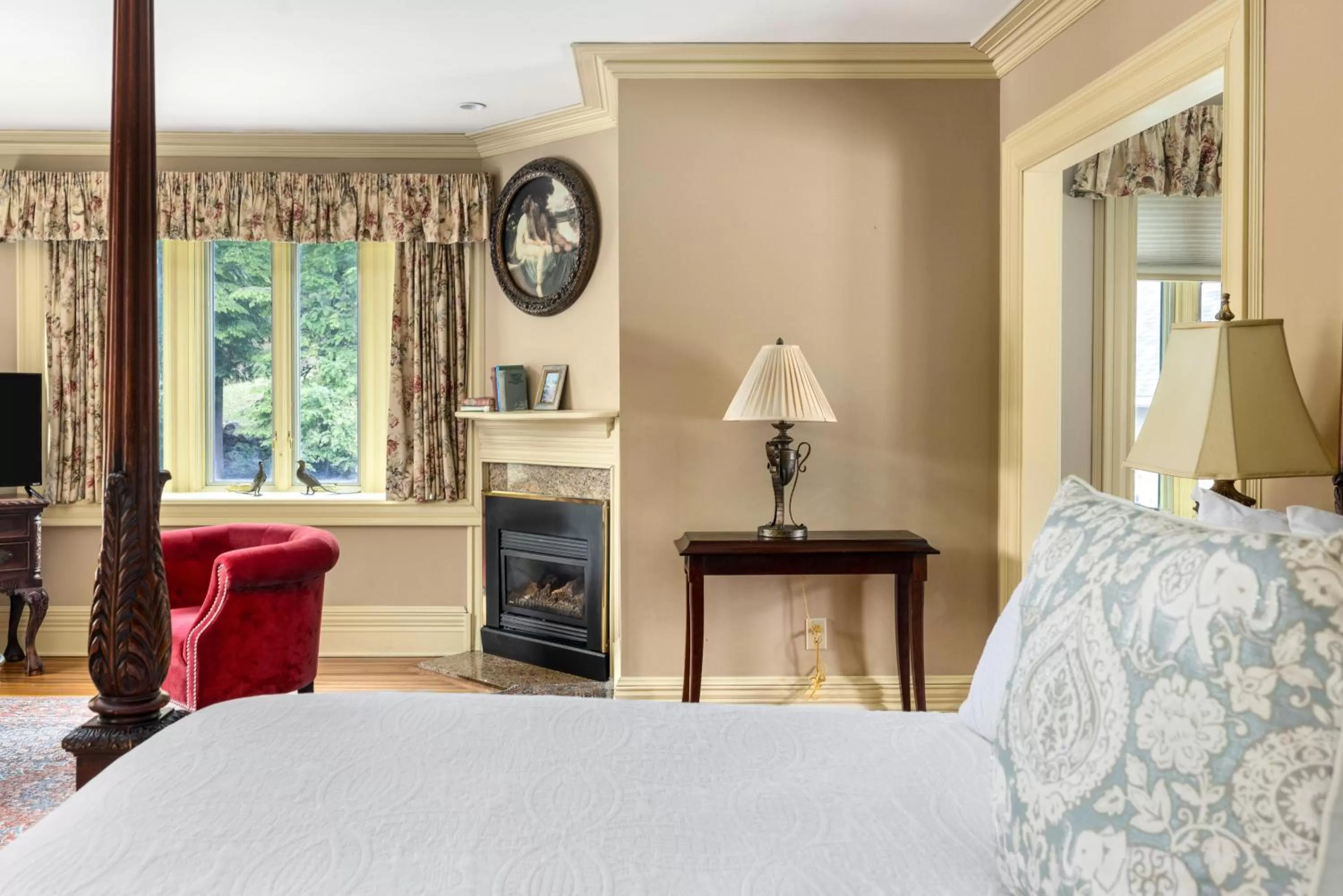 Bed in The Inn at Erlowest