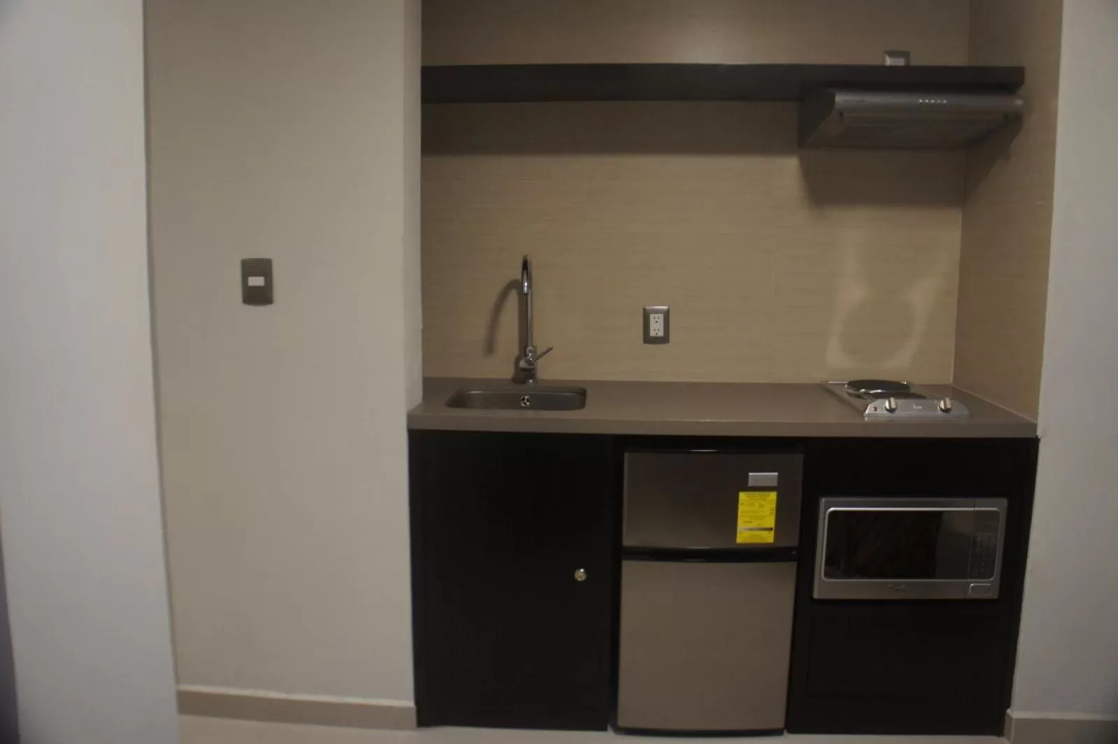 Kitchen or kitchenette in Suites San Luis