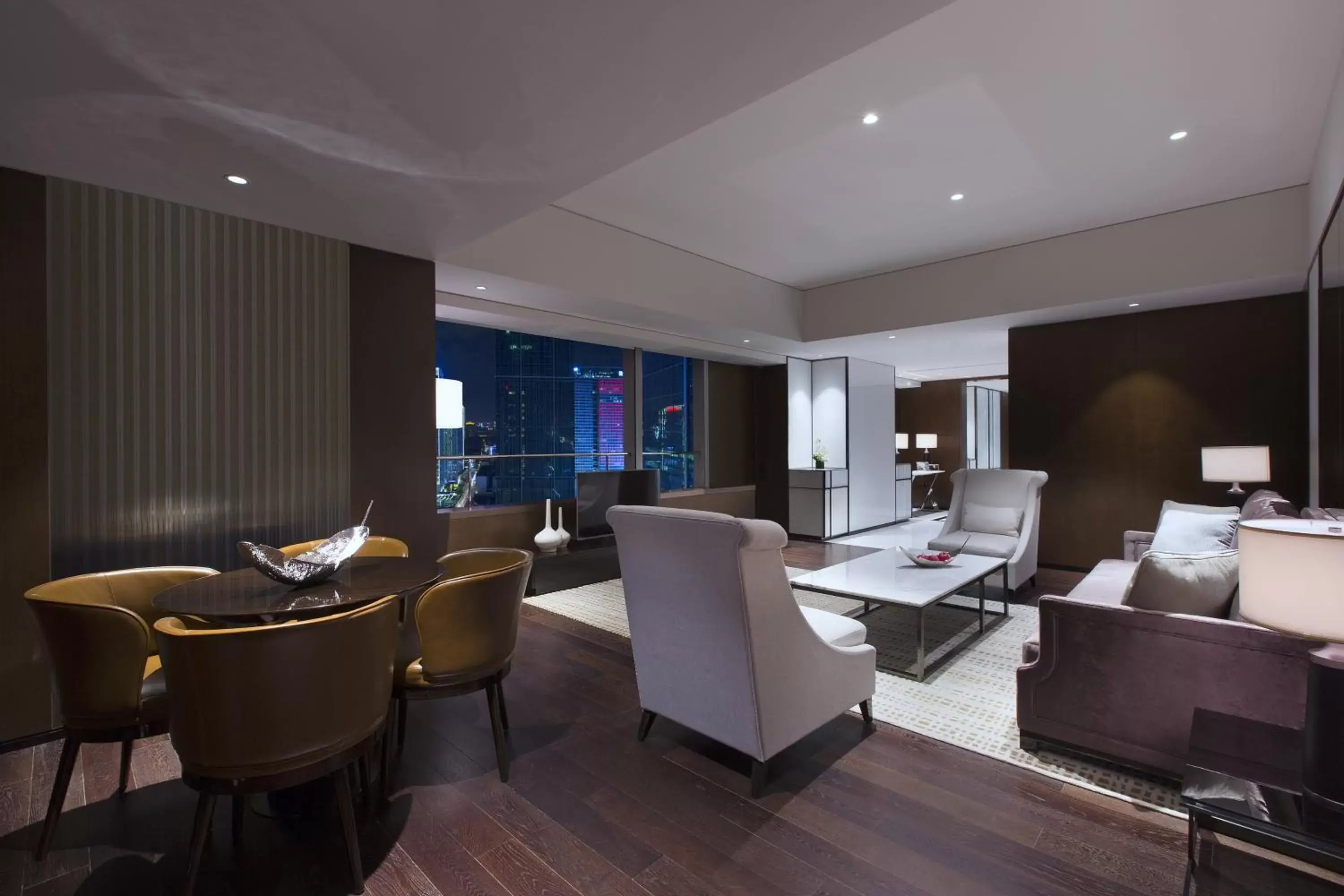 Explorer Suite in Niccolo Chengdu Explorer Suite in Niccolo Chengdu