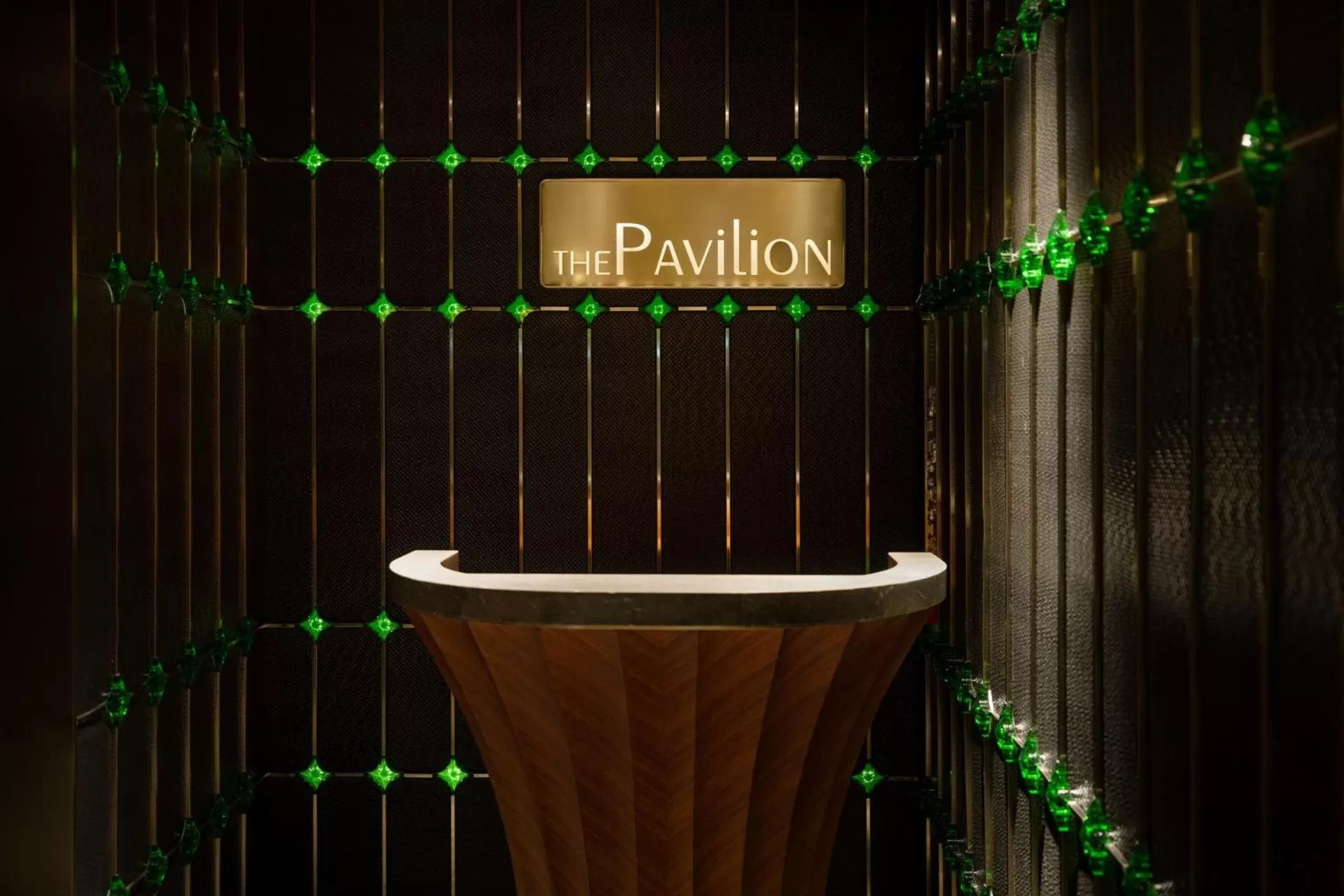 Restaurant/places to eat in The Silveri Hotel Hong Kong - MGallery Collection