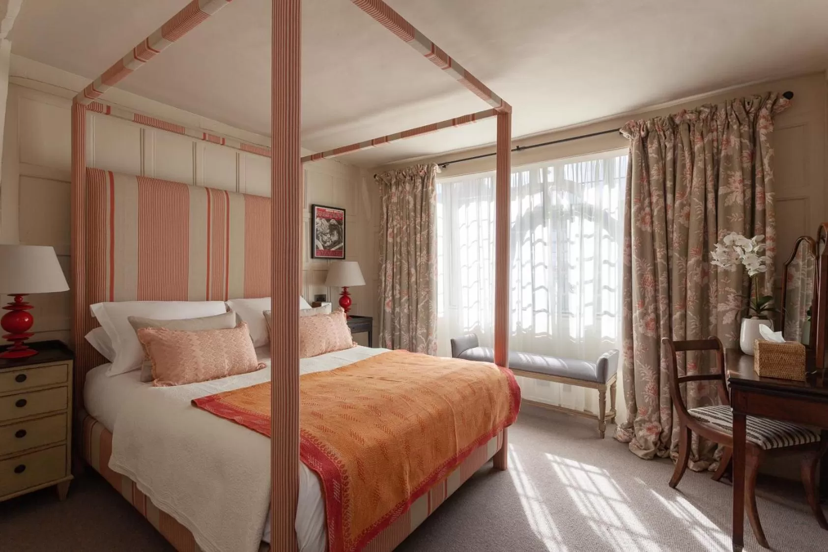 Bed in The Falstaff in Canterbury