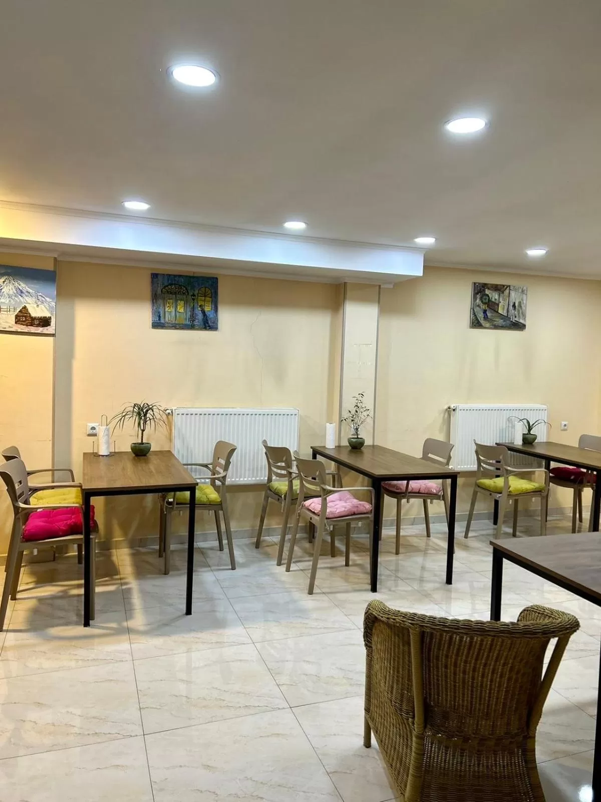 Restaurant/Places to Eat in Hotel Marioni