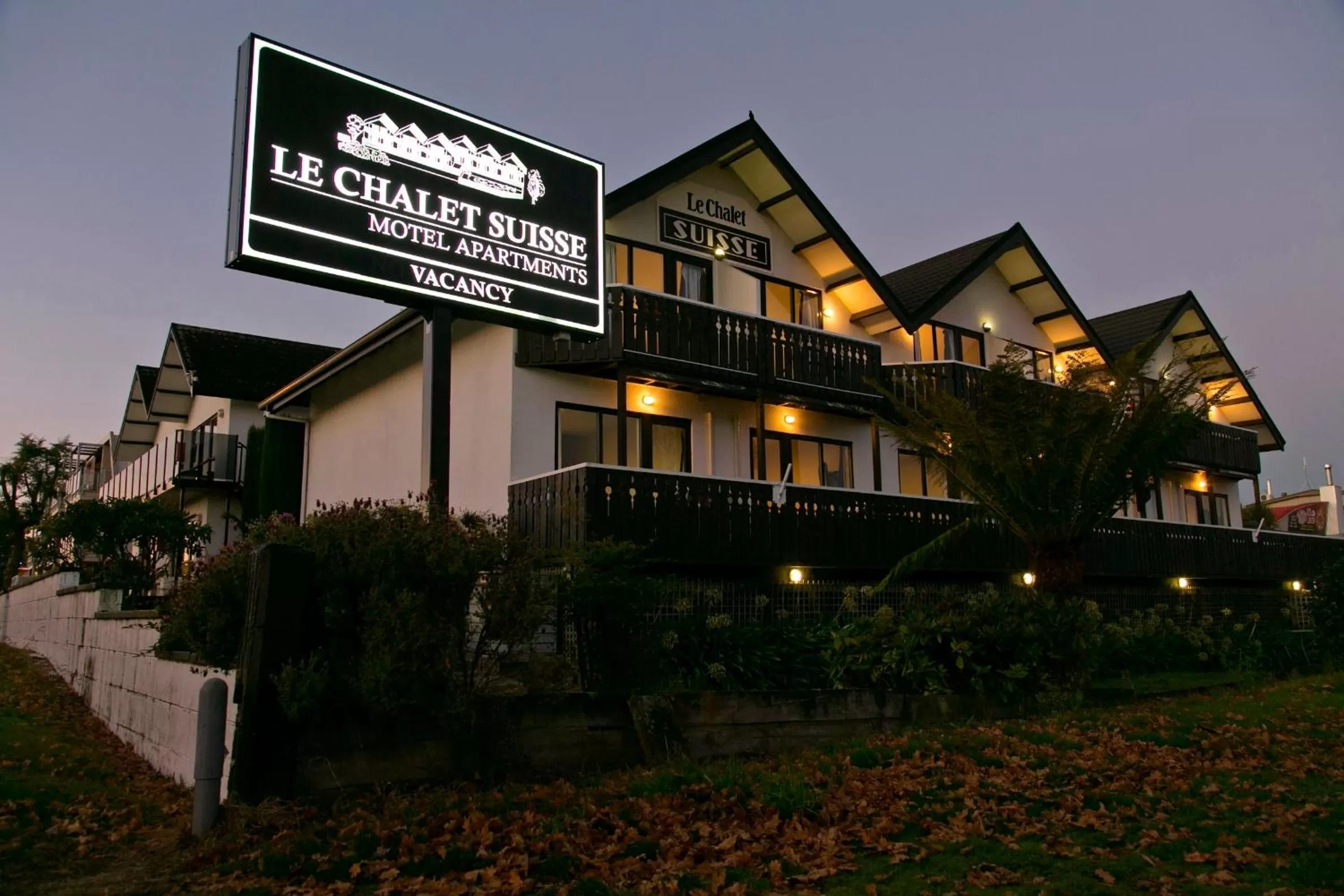 Property building in Le Chalet Suisse Motel Taupo