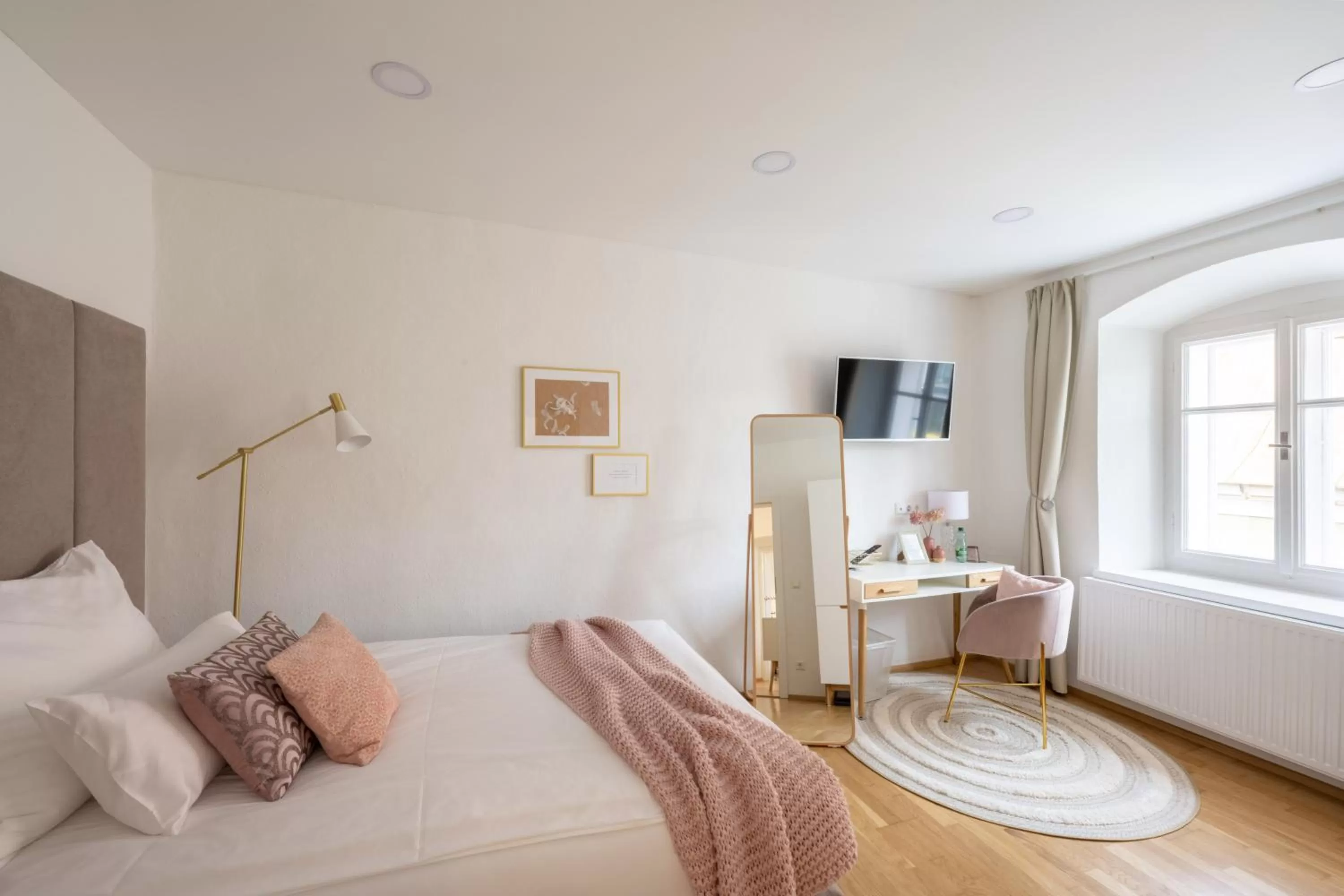 Photo of the whole room, Bed in Smarthotel Völkermarkt