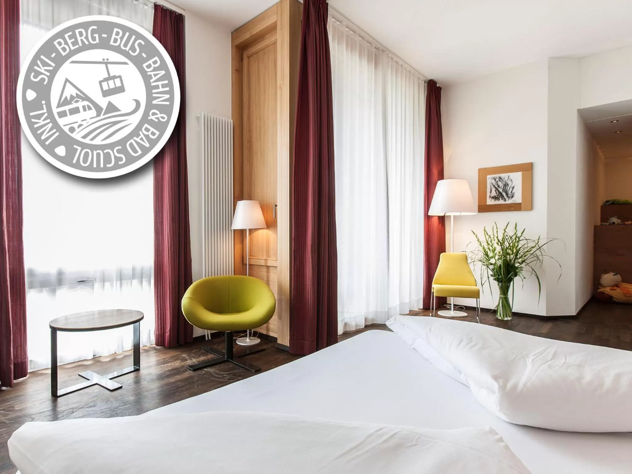 Photo of the whole room, Bed in Hotel Belvedere Scuol