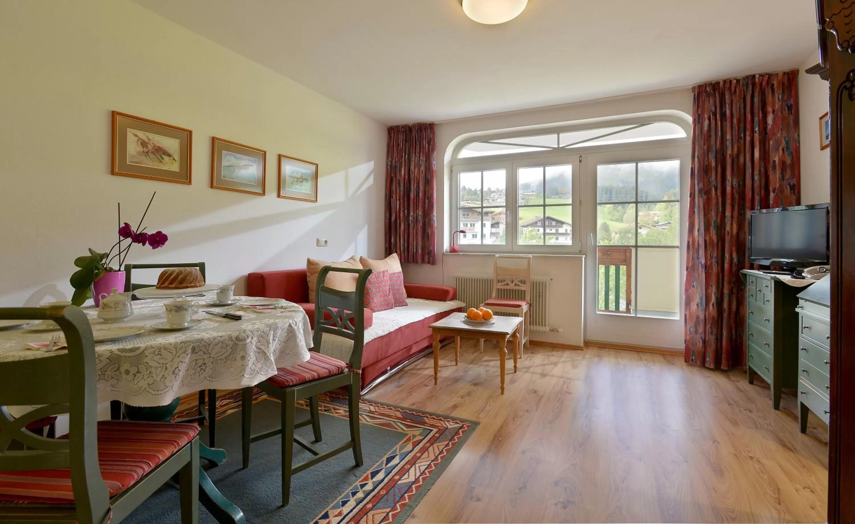 Living room, Dining Area in Apparthotel Tom Sojer