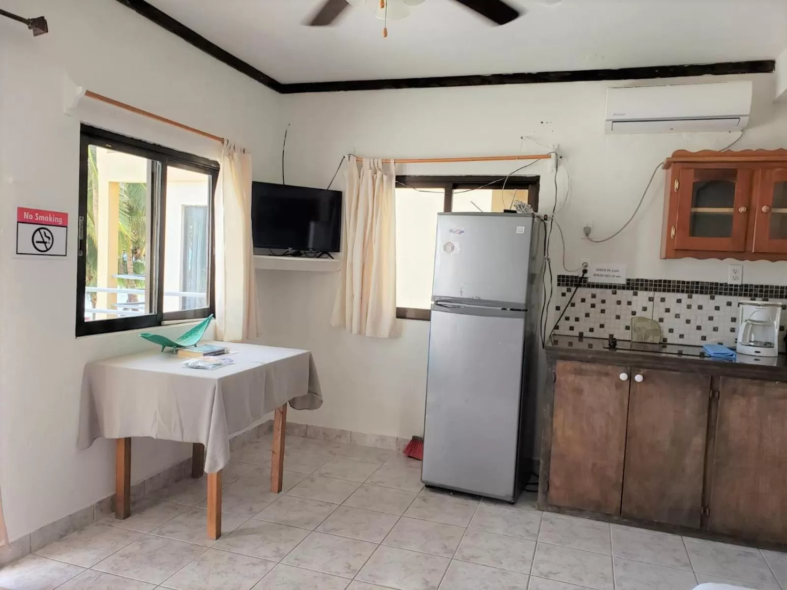 Kitchen/Kitchenette in Beach Side Condos Caye Caulker by CCVH