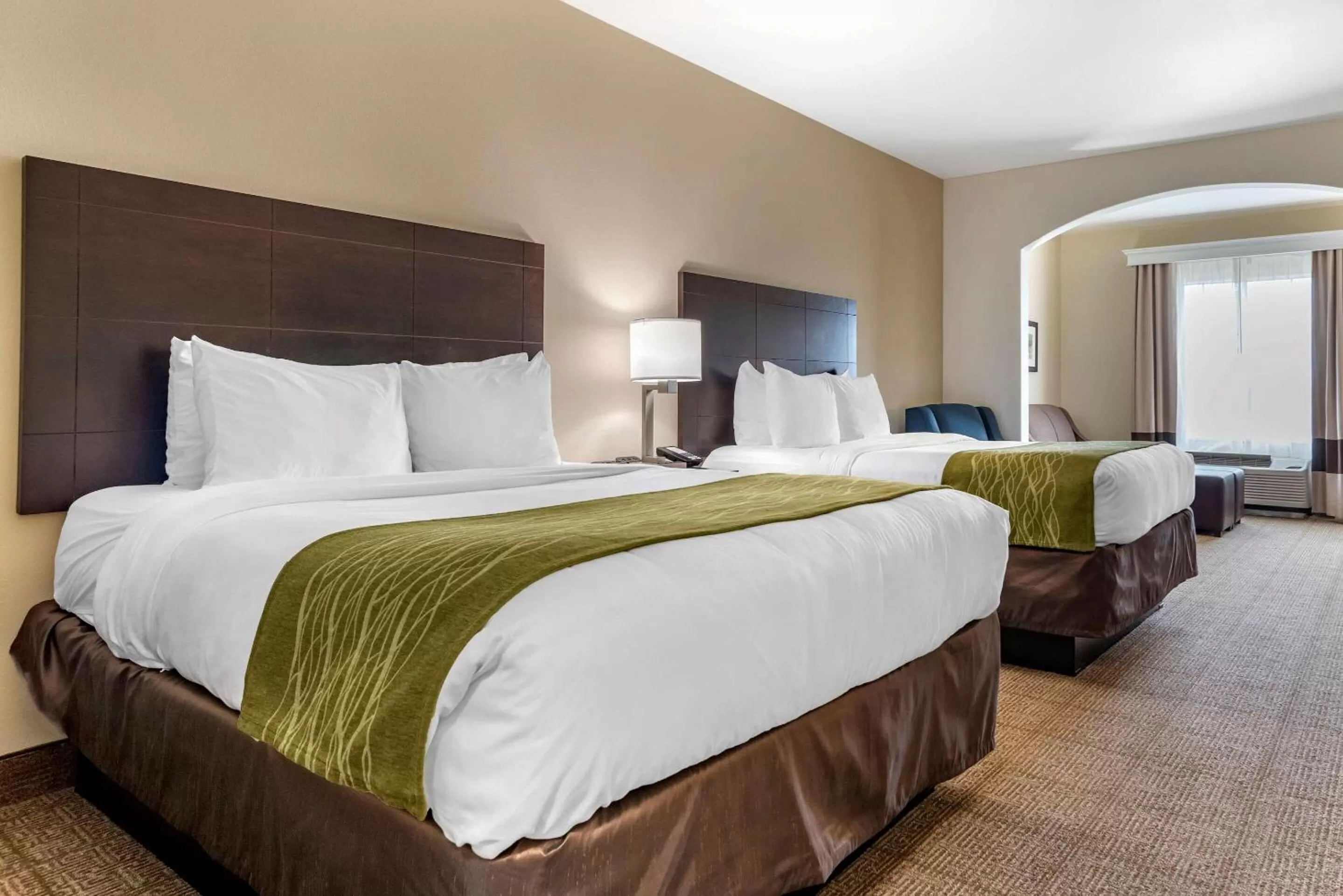 Photo of the whole room in Comfort Inn & Suites Scott-West Lafayette