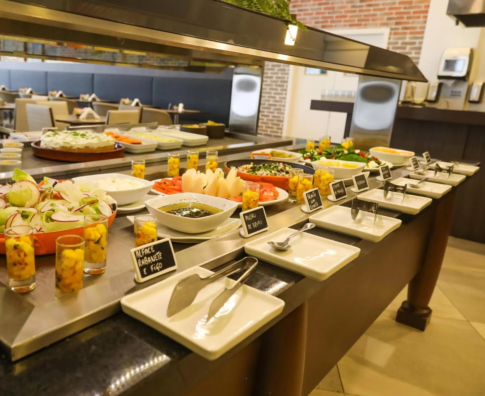 Restaurant/places to eat in TRYP By Wyndham Ribeirão Preto