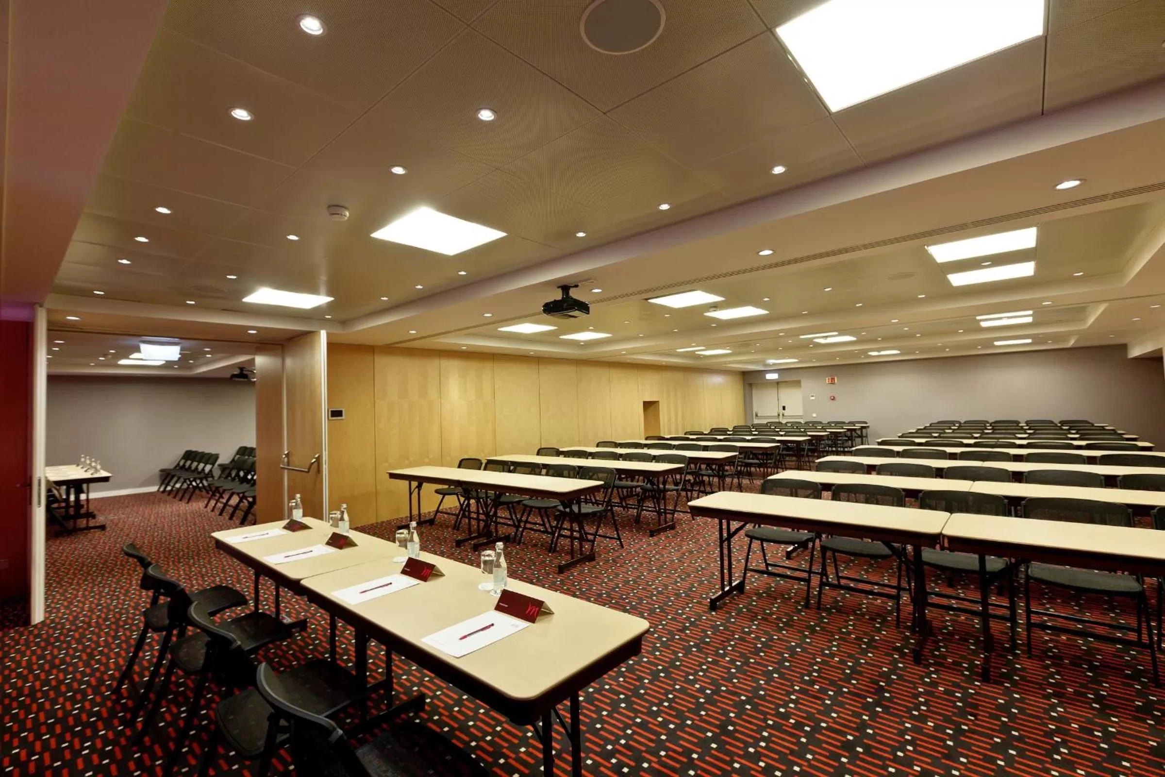 Business facilities in Hotel Mercure Braga Centro