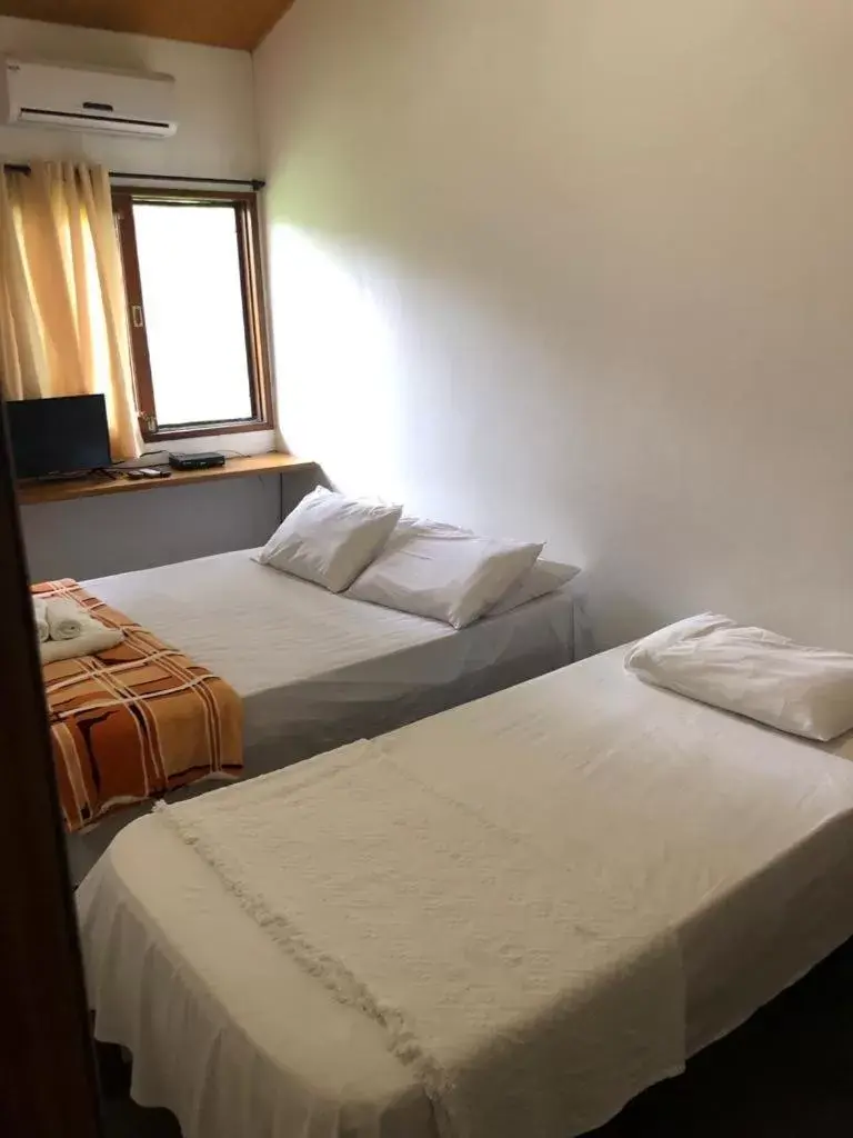 Standard Suite (3 Adults) in Pousada Aba da Serra Standard Suite (3 Adults) in Pousada Aba da Serra