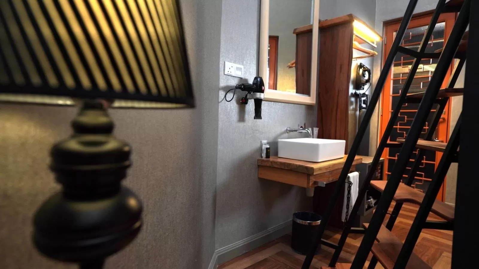 hair dresser in 1969 Business Suites @ Ipoh Garden