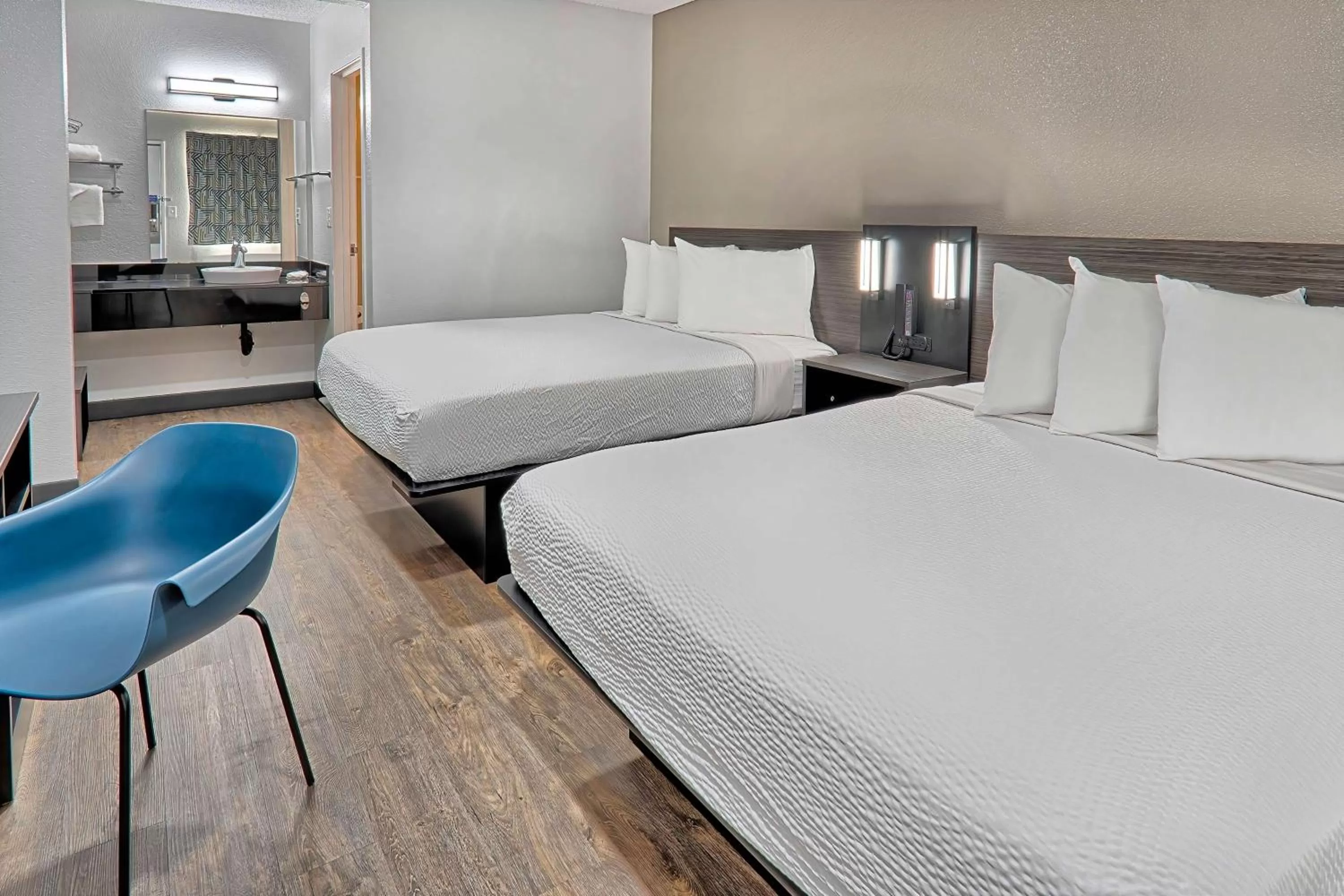 Bedroom, Bed in Motel 6-Lancaster, CA