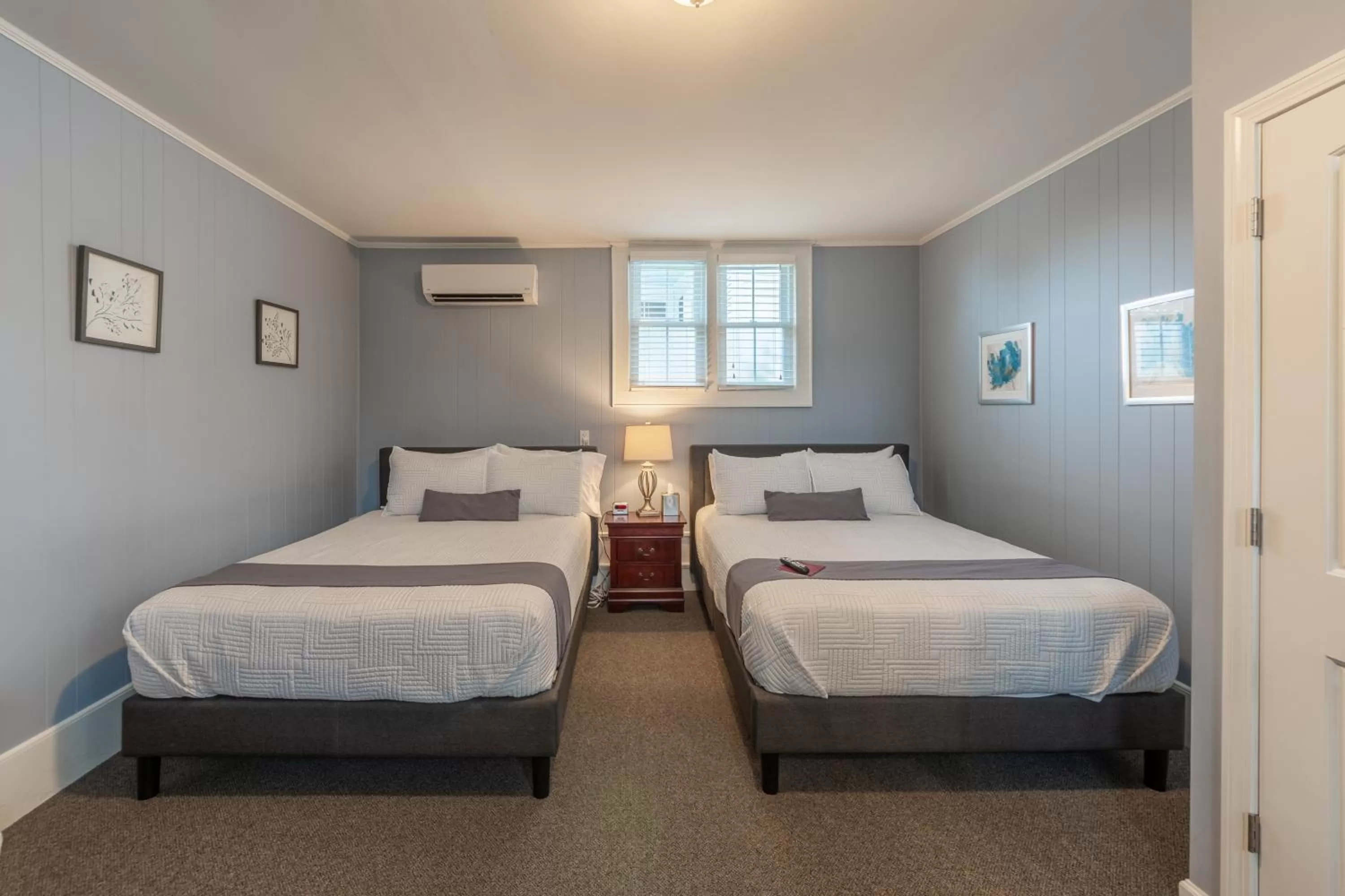 Bed in Homestead Inn