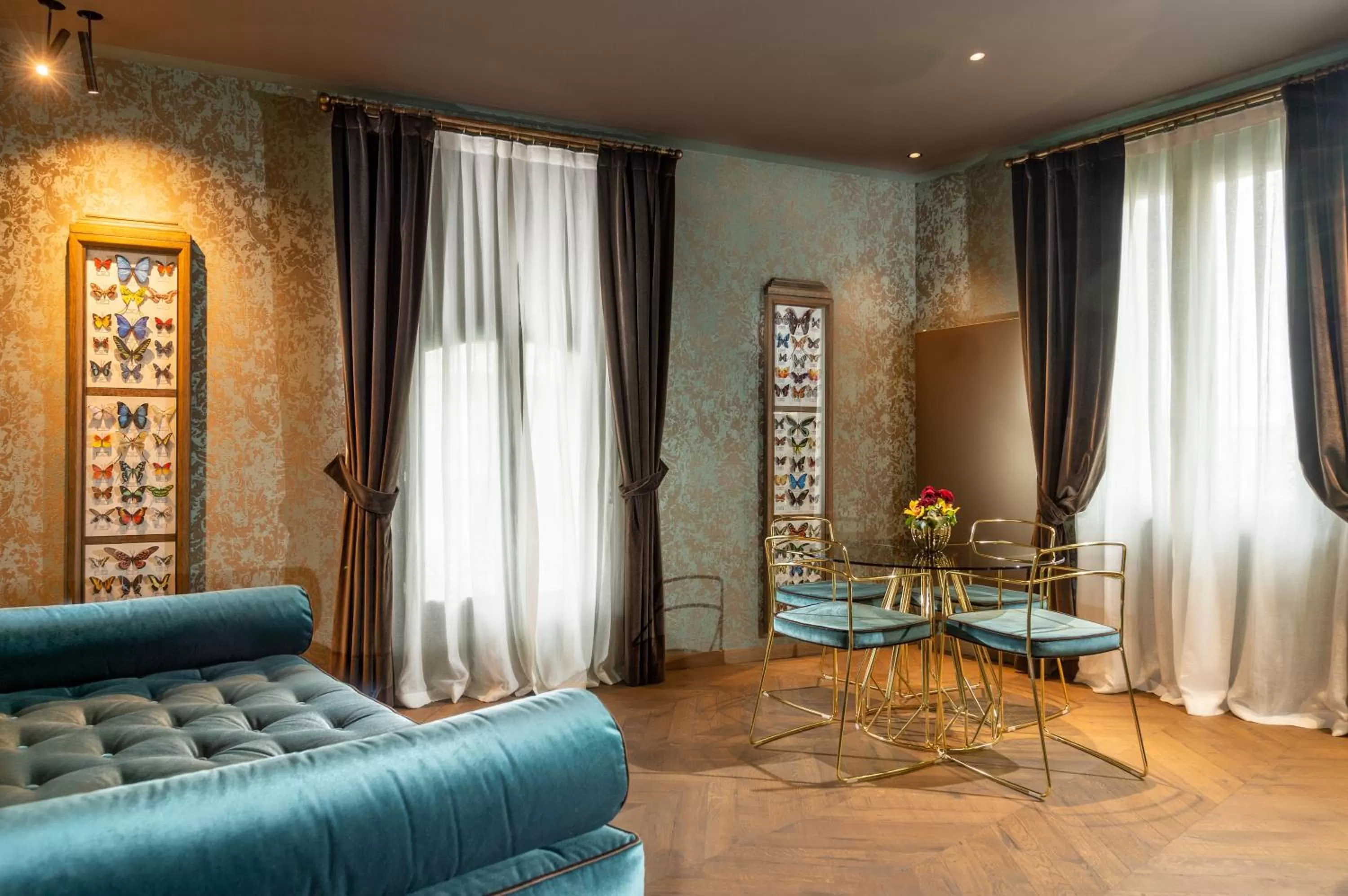 Living room in Madama Garden Retreat