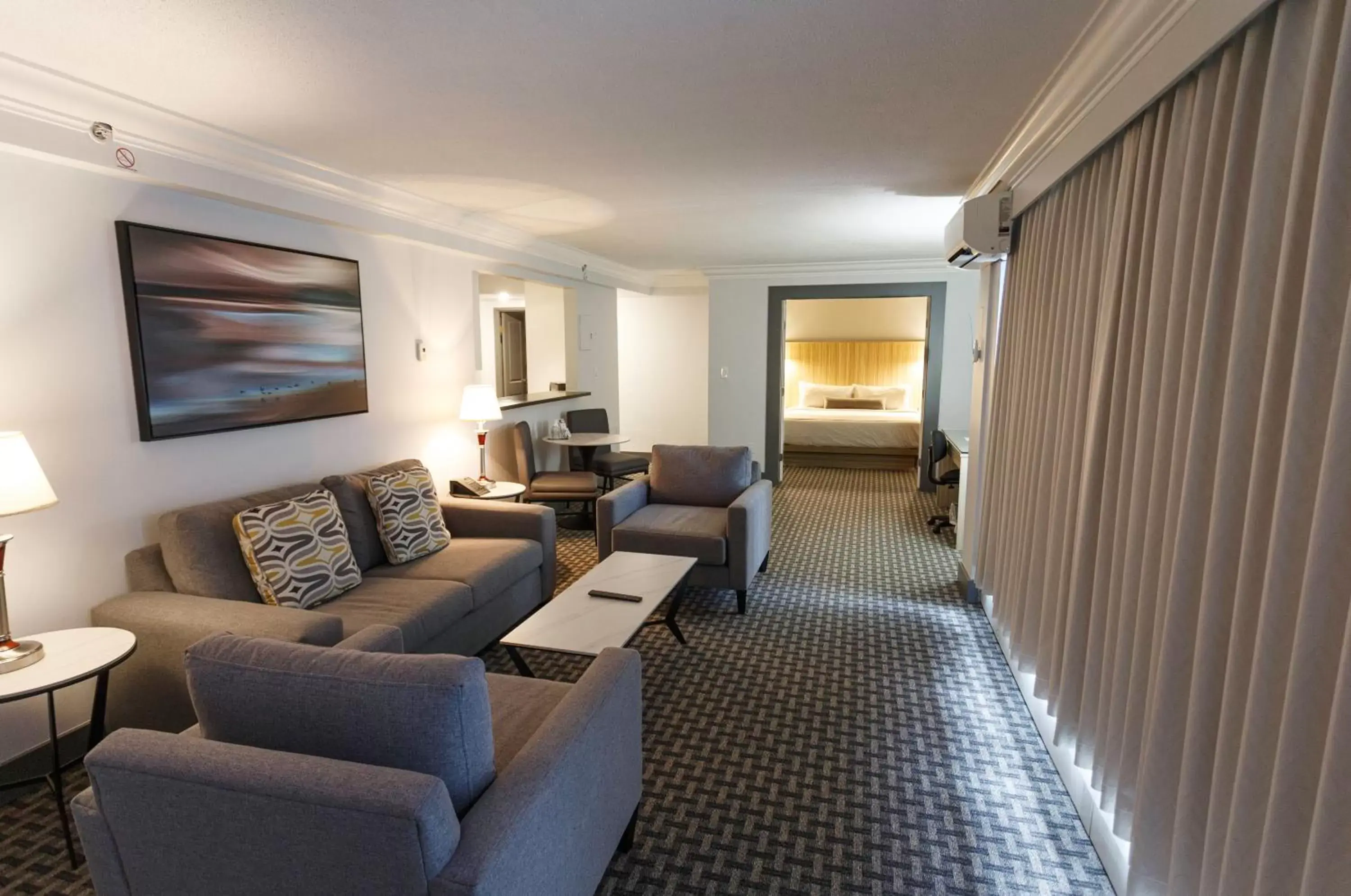 Executive Suite in Century Plaza Hotel Executive Suite in Century Plaza Hotel