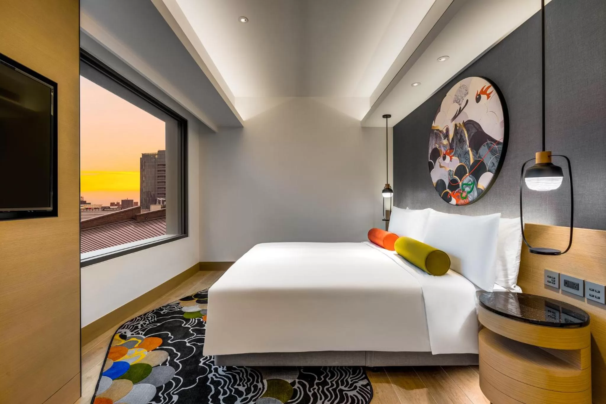 1 King Junior Suite in Hotel Indigo Taipei North, an IHG Hotel