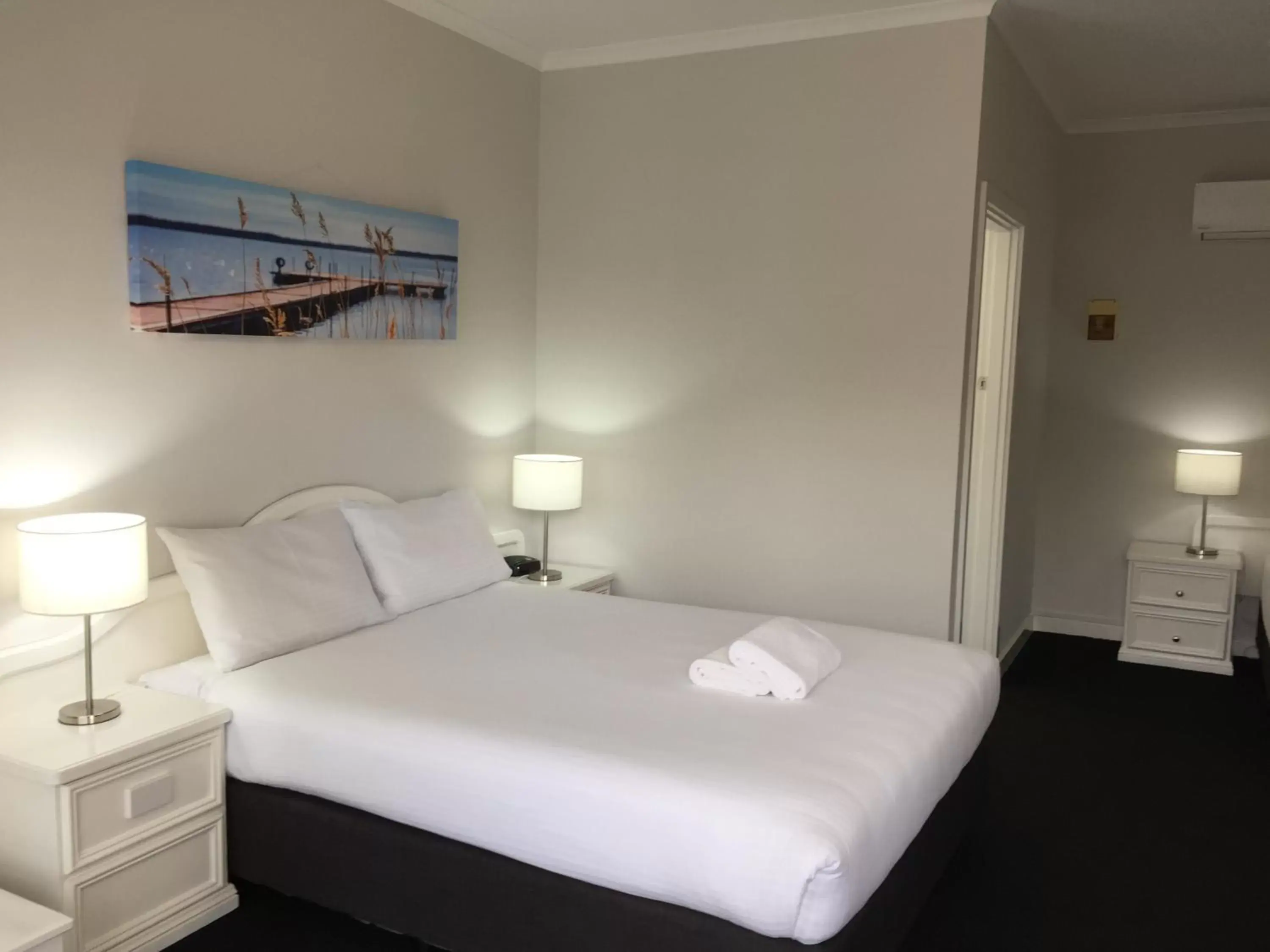 Superior Double or Twin Room in Best Western Port Lincoln Superior Double or Twin Room in Best Western Port Lincoln