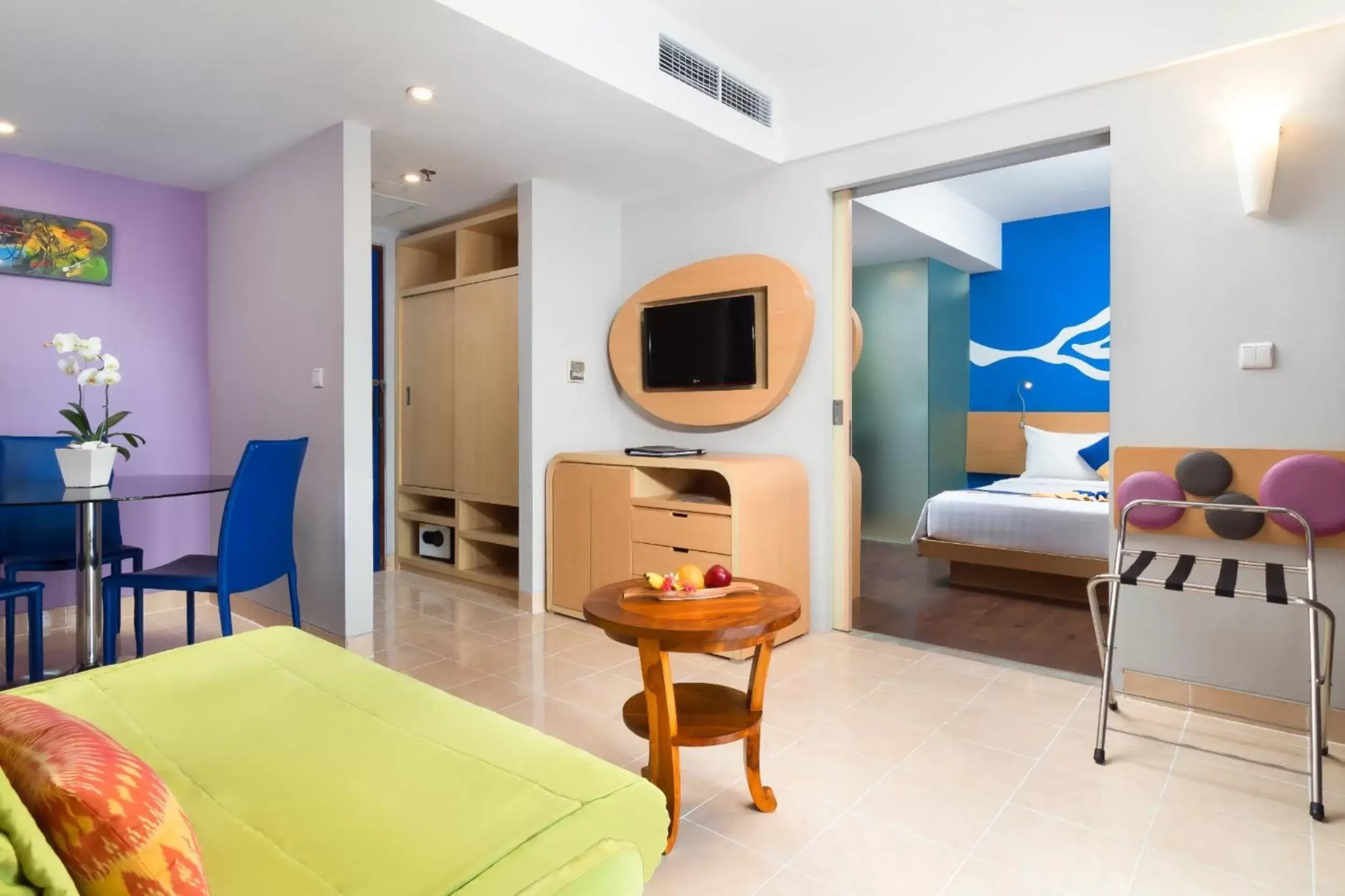 Junior Suite in Kuta Beach Hotel Junior Suite in Kuta Beach Hotel