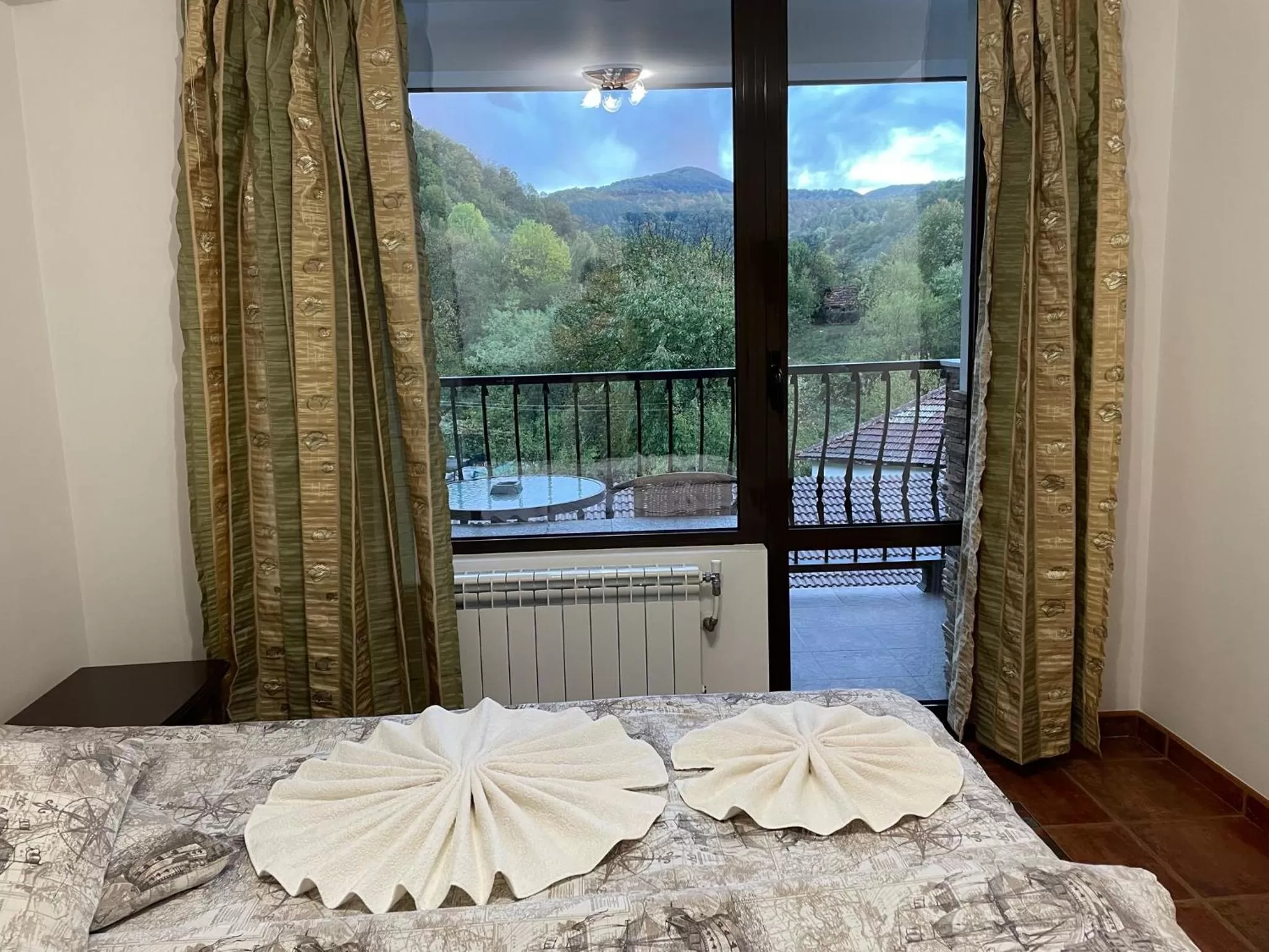 Bed in Hotel Hitar Petar