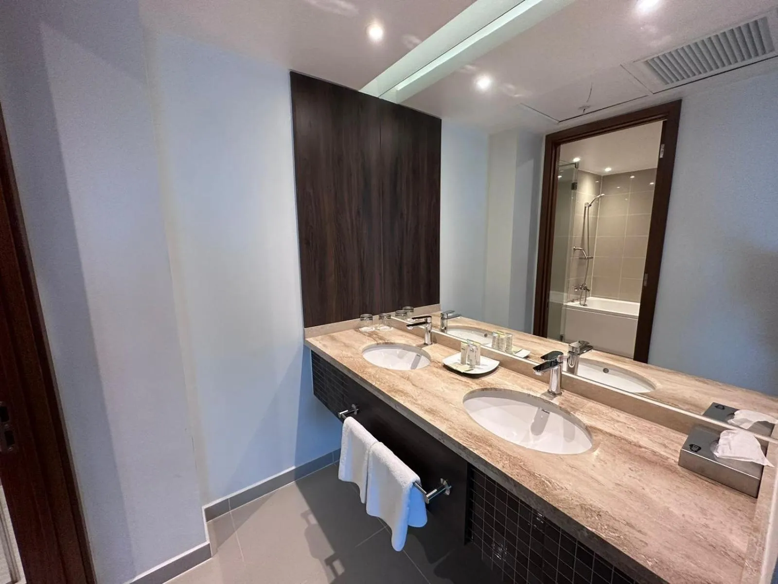 Bathroom in Courtyard by Marriott Puerto Montt