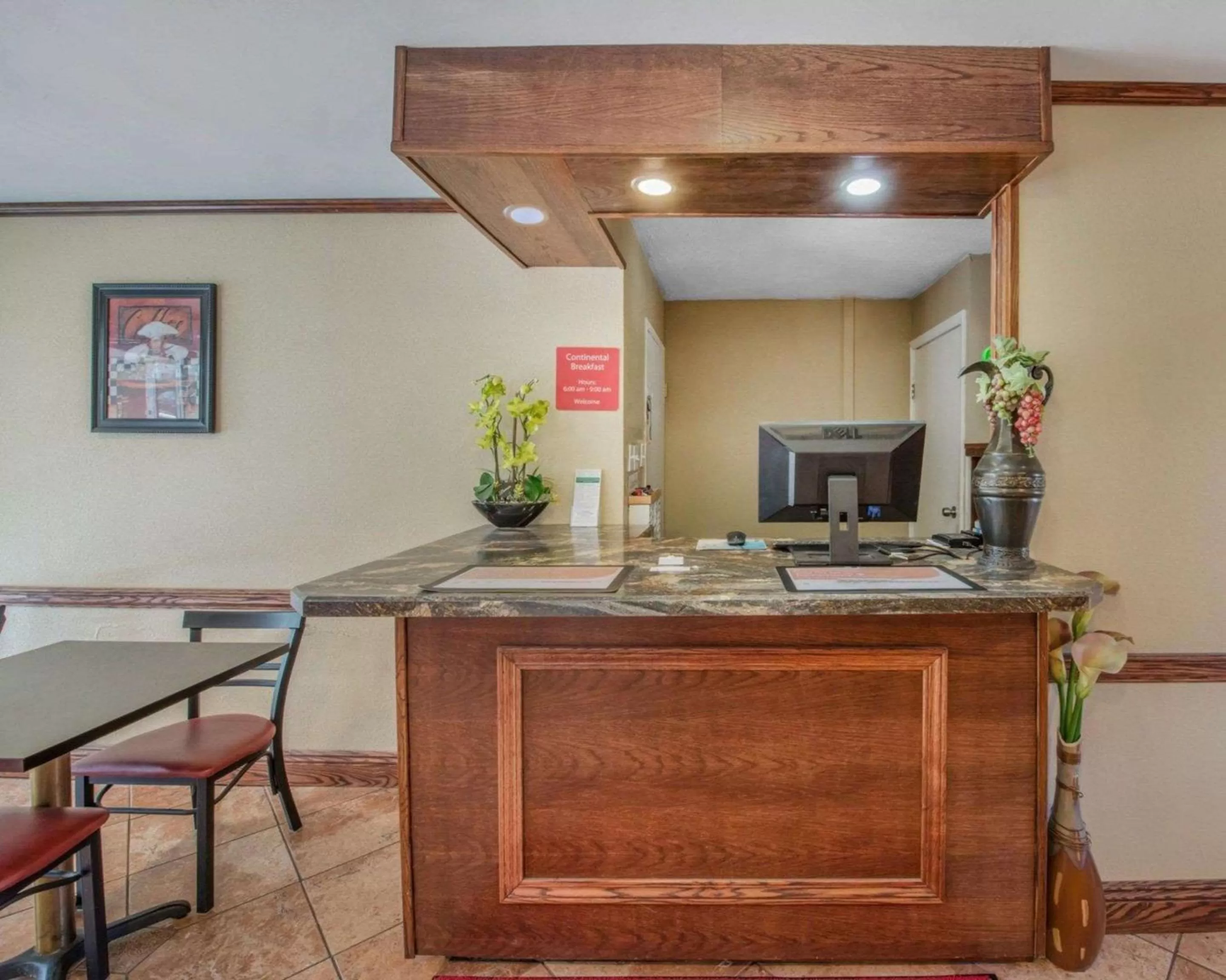 Lobby or reception in Econo Lodge Hermitage South