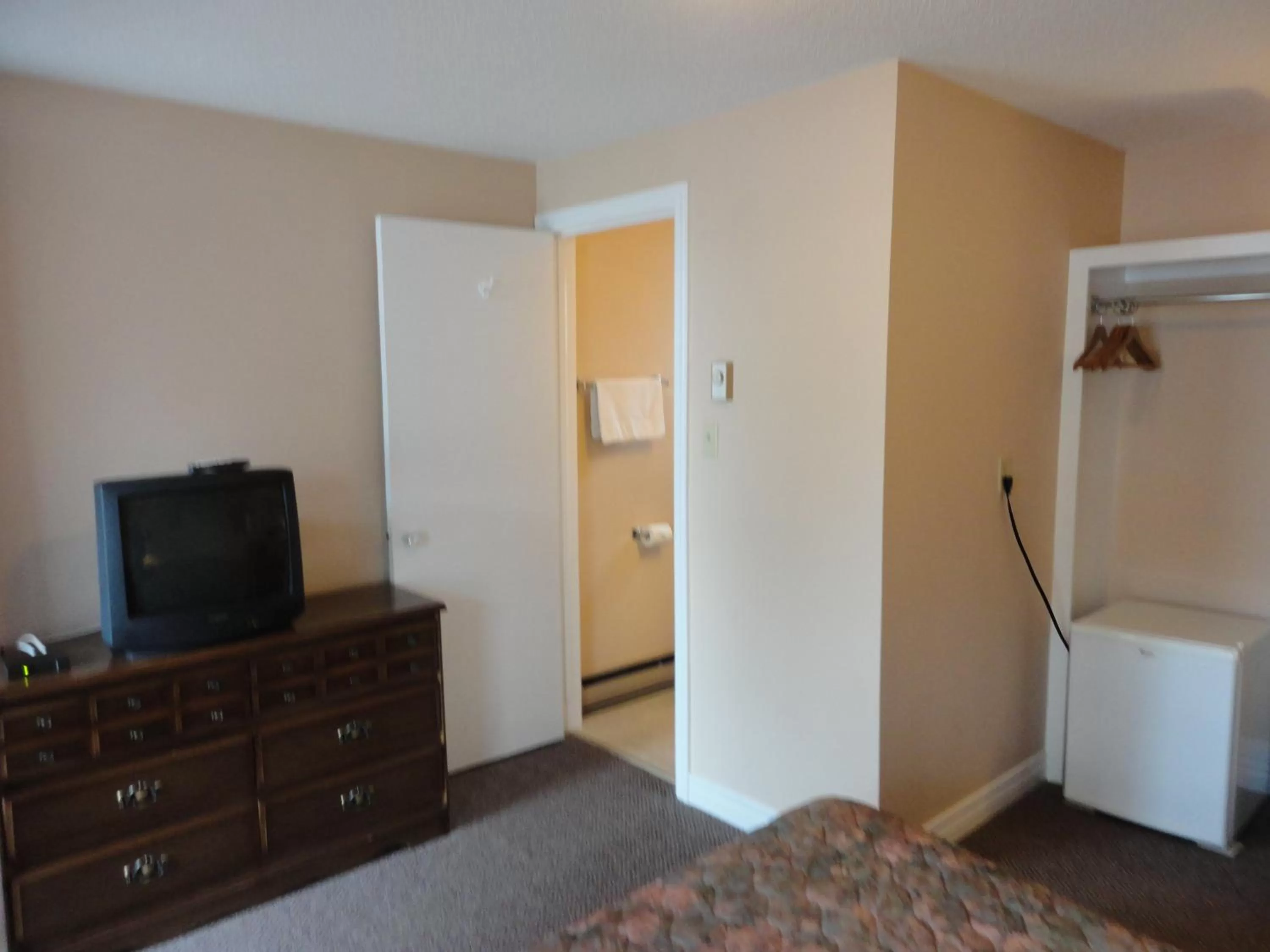 TV and multimedia in Hipwell's Motel