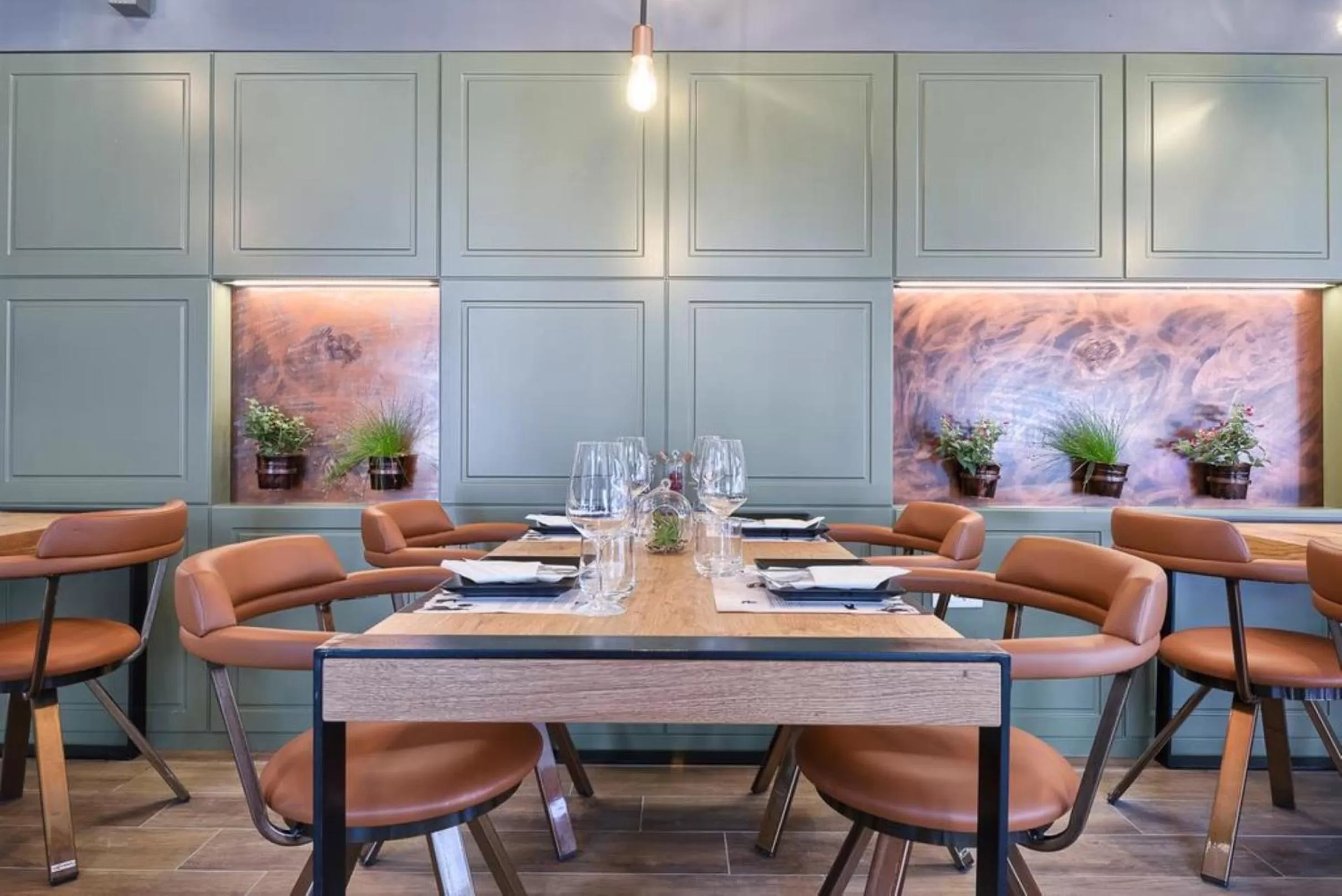 Restaurant/places to eat in Hotel Galija