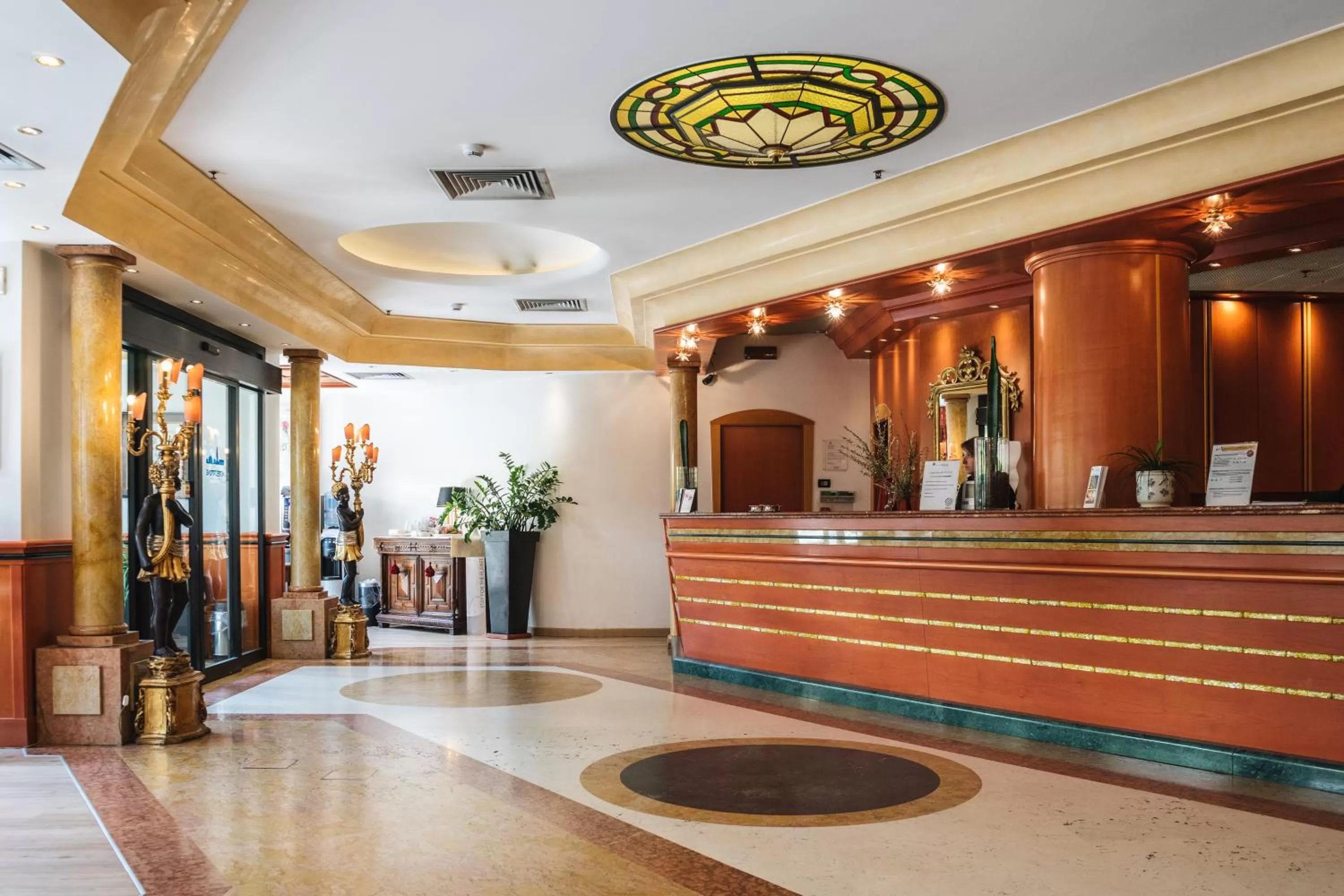Lobby or reception in Best Western Hotel Tritone