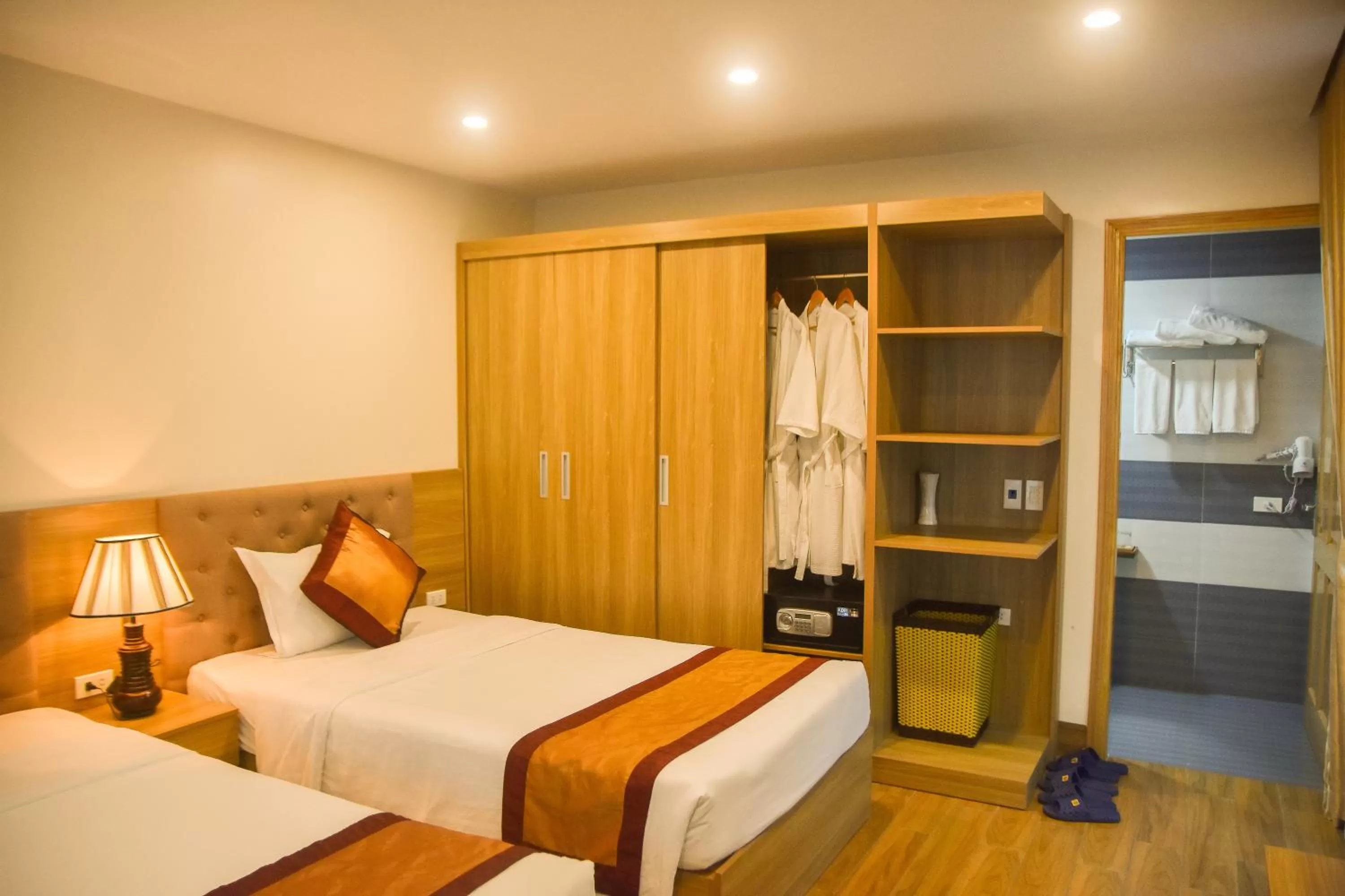 Photo of the whole room, Bed in Cozynibi Hotel