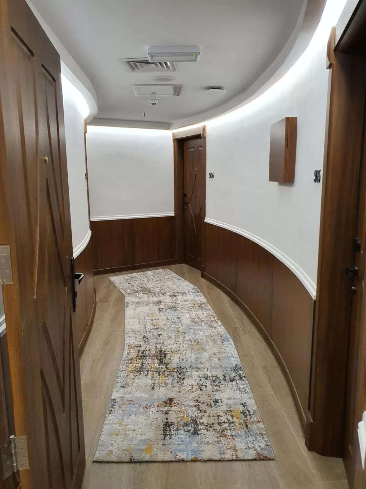 Floor plan, Bed in Al Salam Hotel