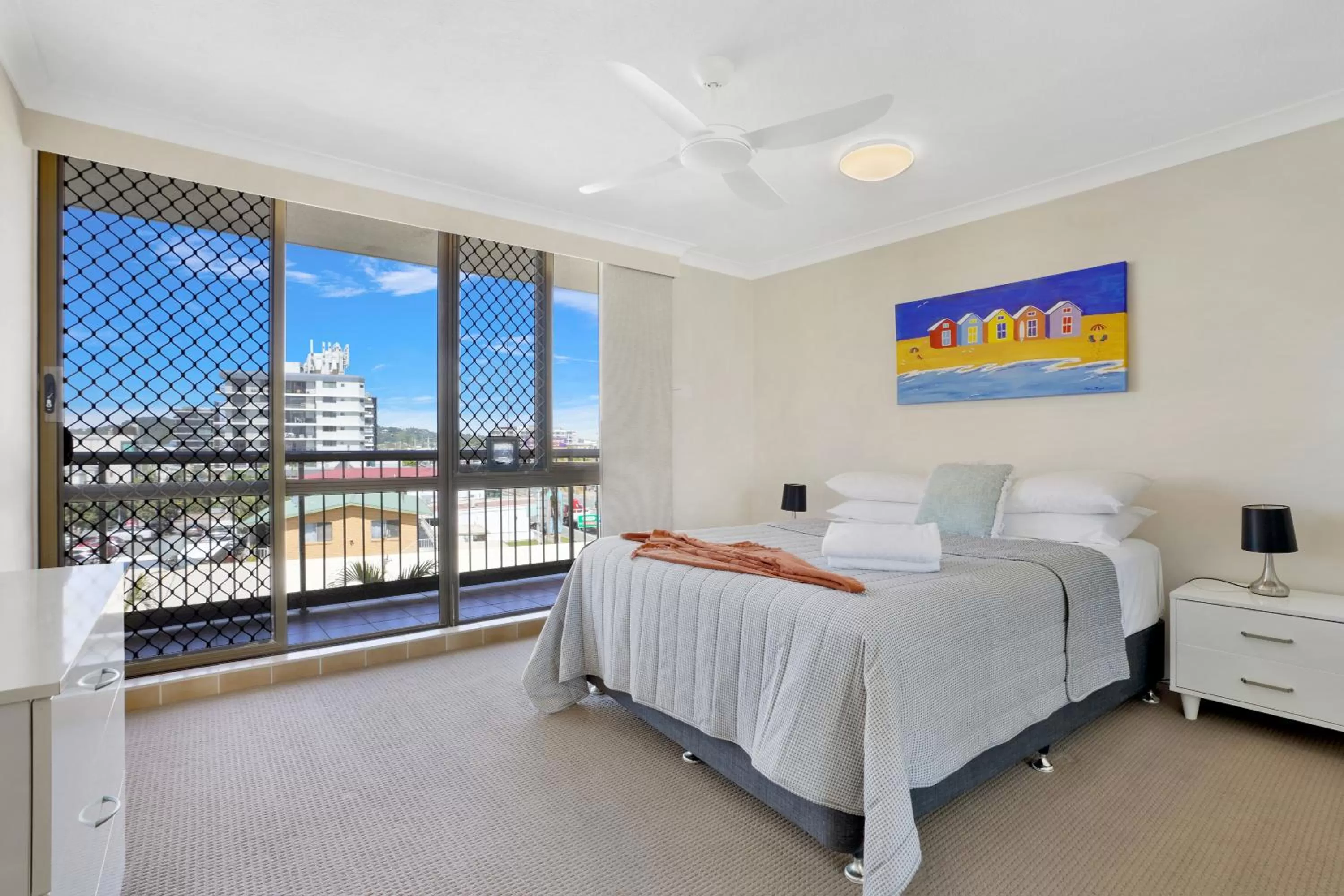 Bed in Beach Palms Holiday Apartments