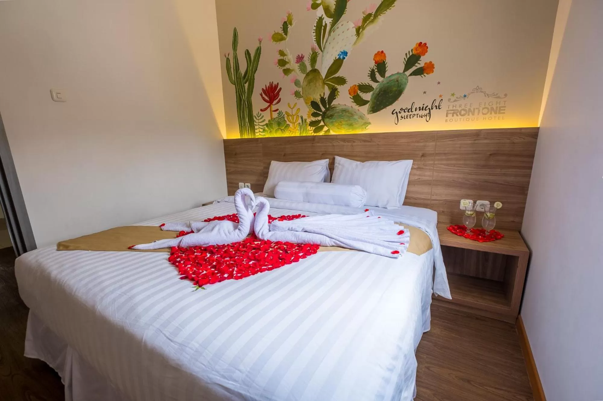 Bed in Three Eight Front One Boutique Batu Malang