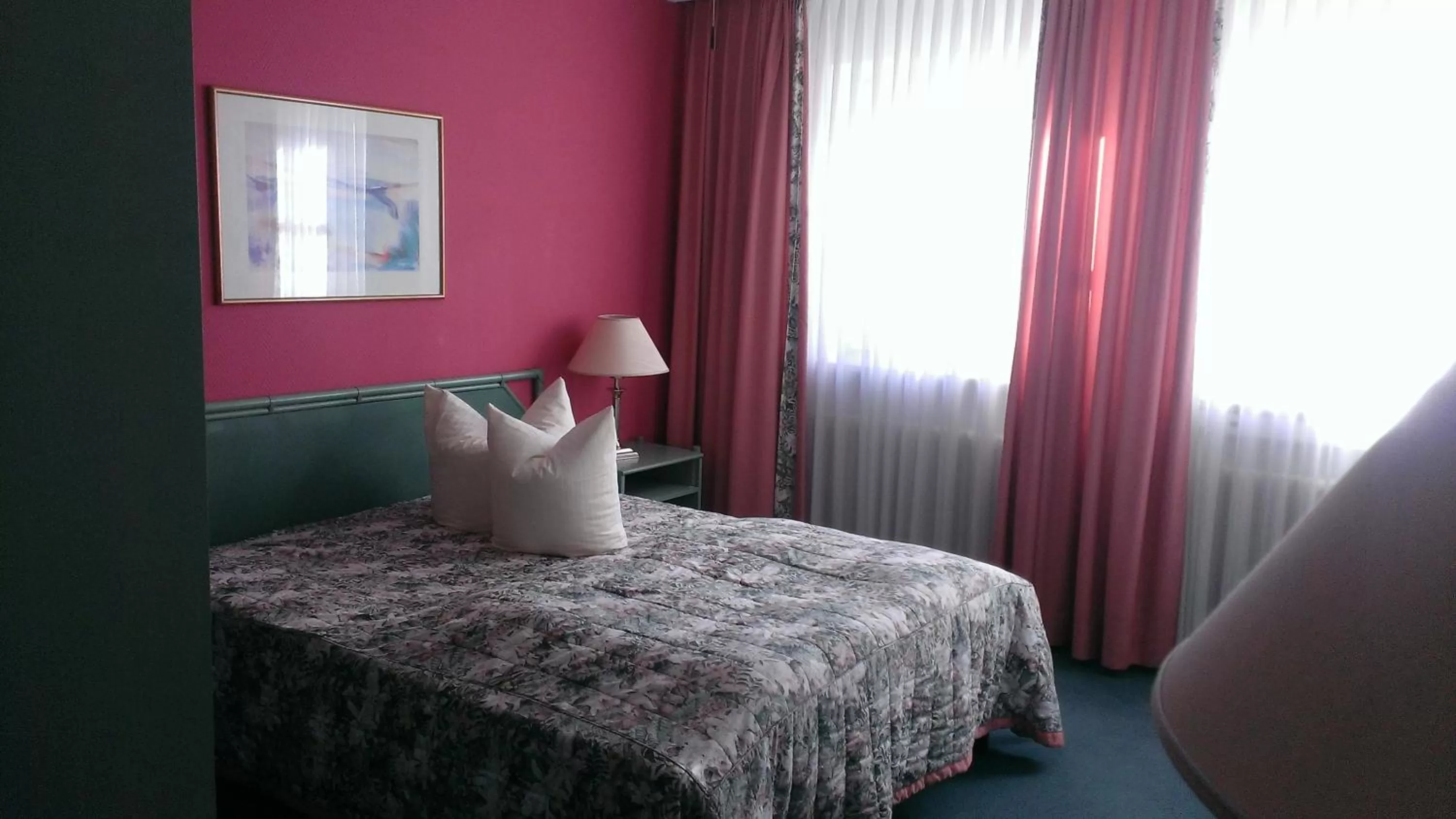 Bed in Hotel-Restaurant Schwanen