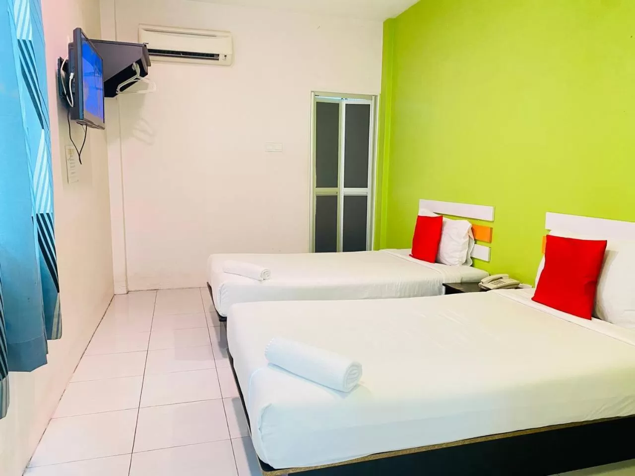 Bed in Orange Hotel Segamat