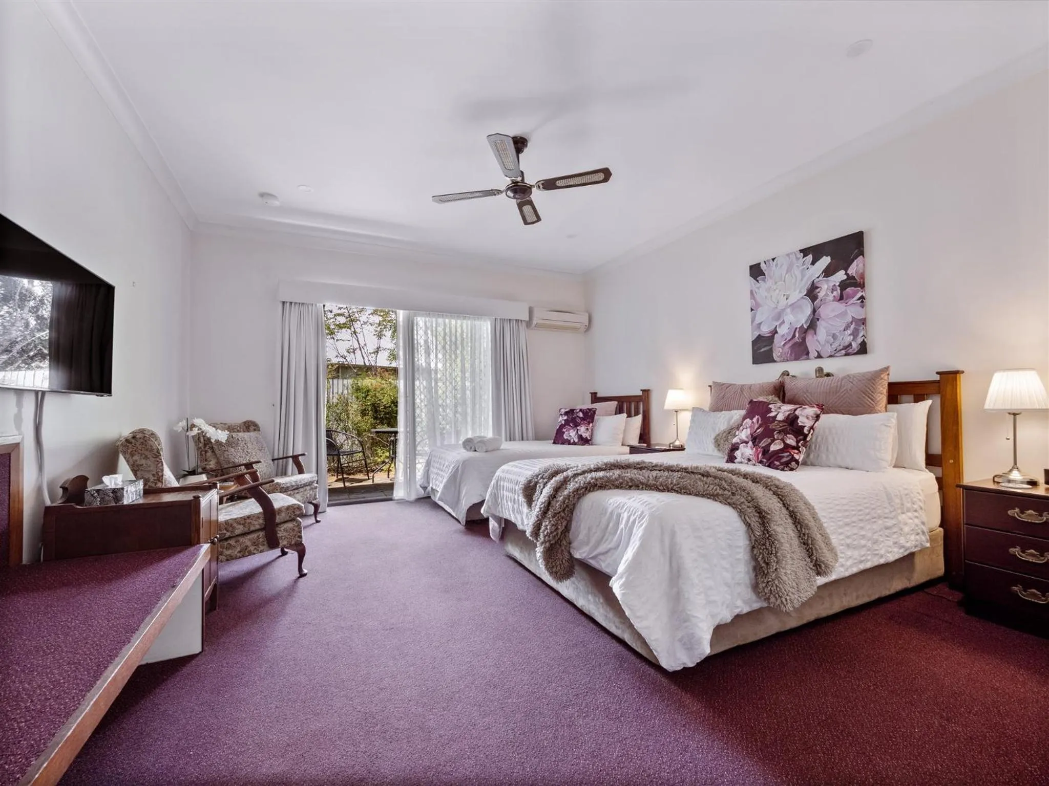 Photo of the whole room, Bed in The Noble Grape Guesthouse