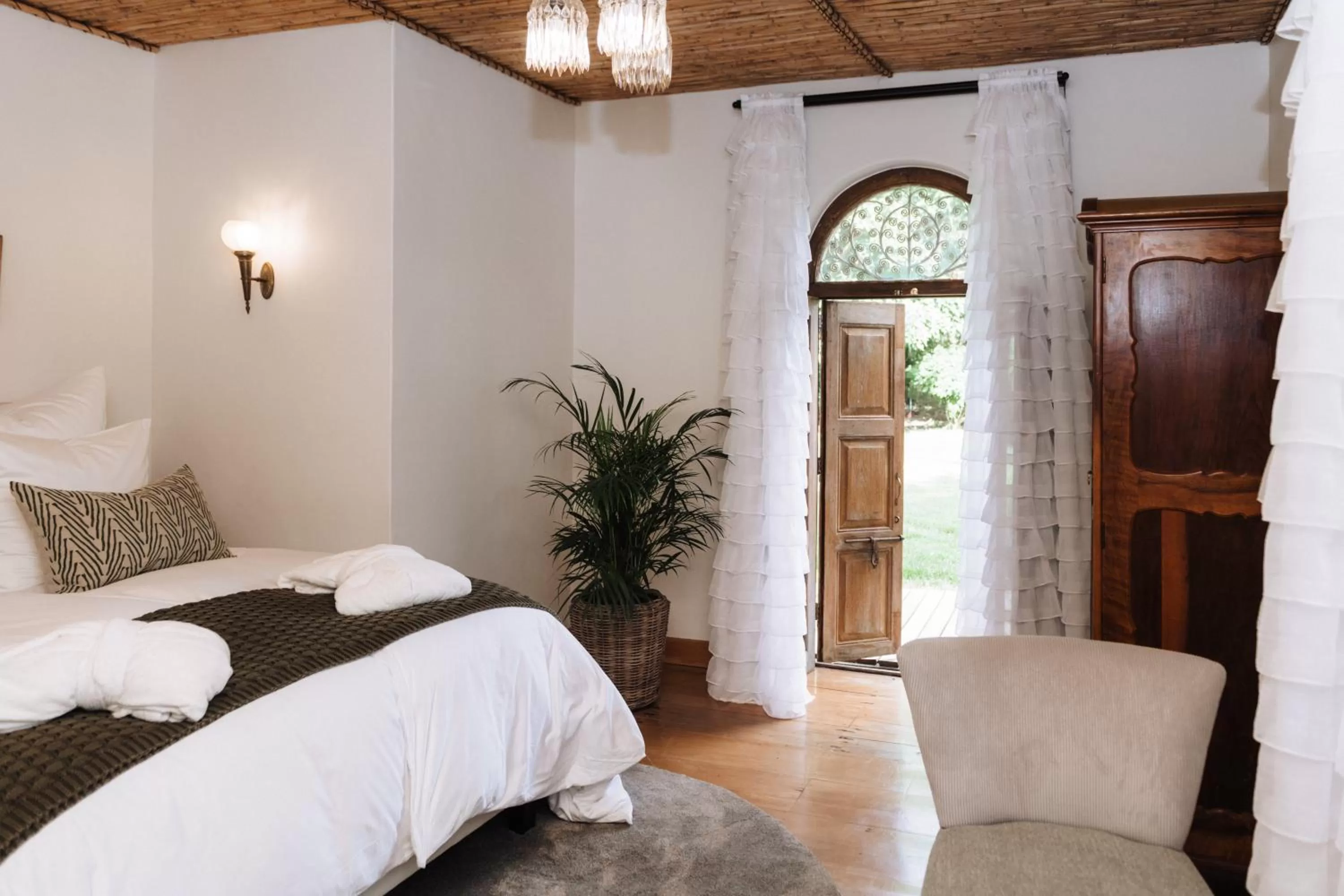 Bedroom, Bed in Adara Palmiet Valley Luxurious Boutique Farm Hotel