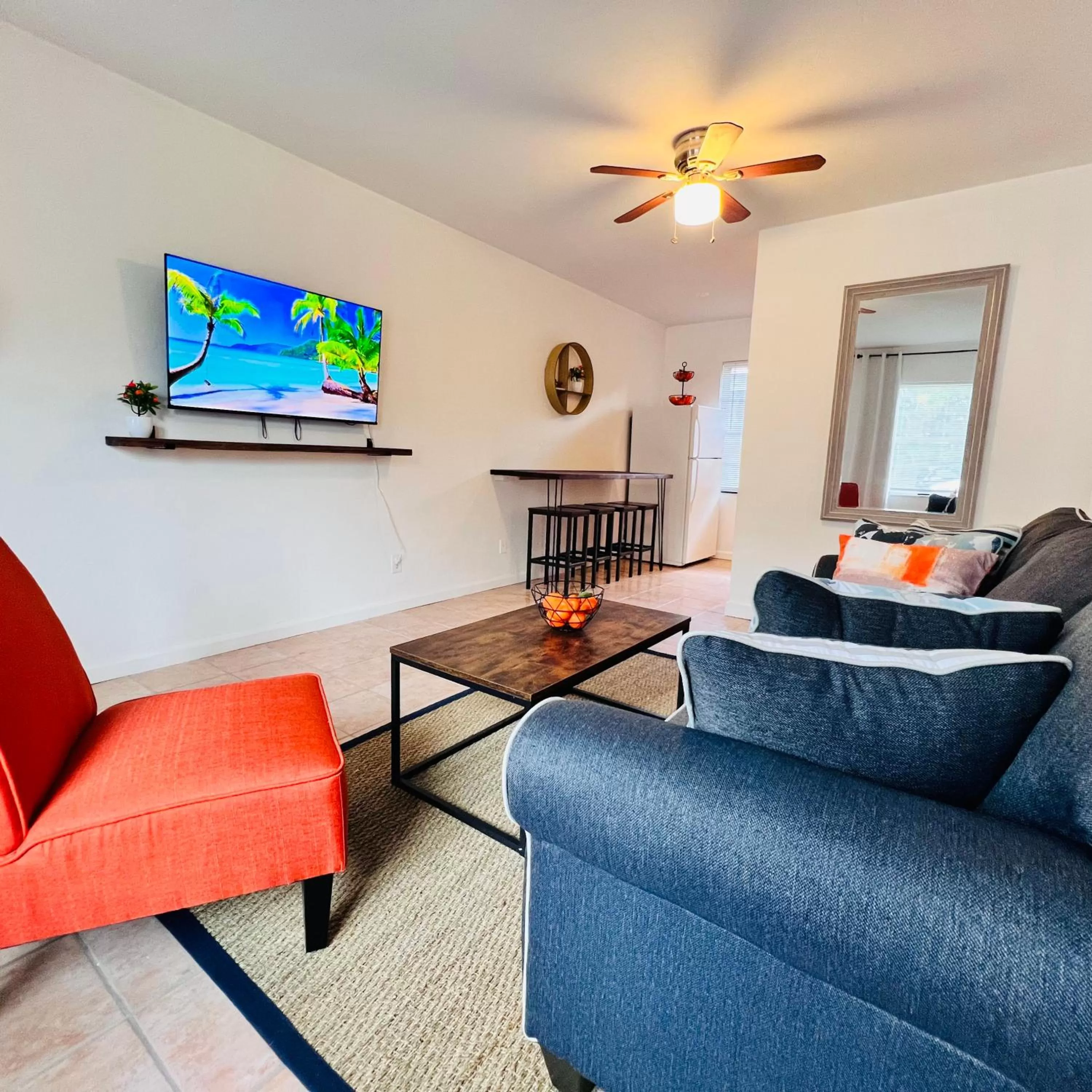 TV and multimedia in CocoBay 2BR Condos Near Beach, Galleria Mall, Wilton Manors, Cruise Port