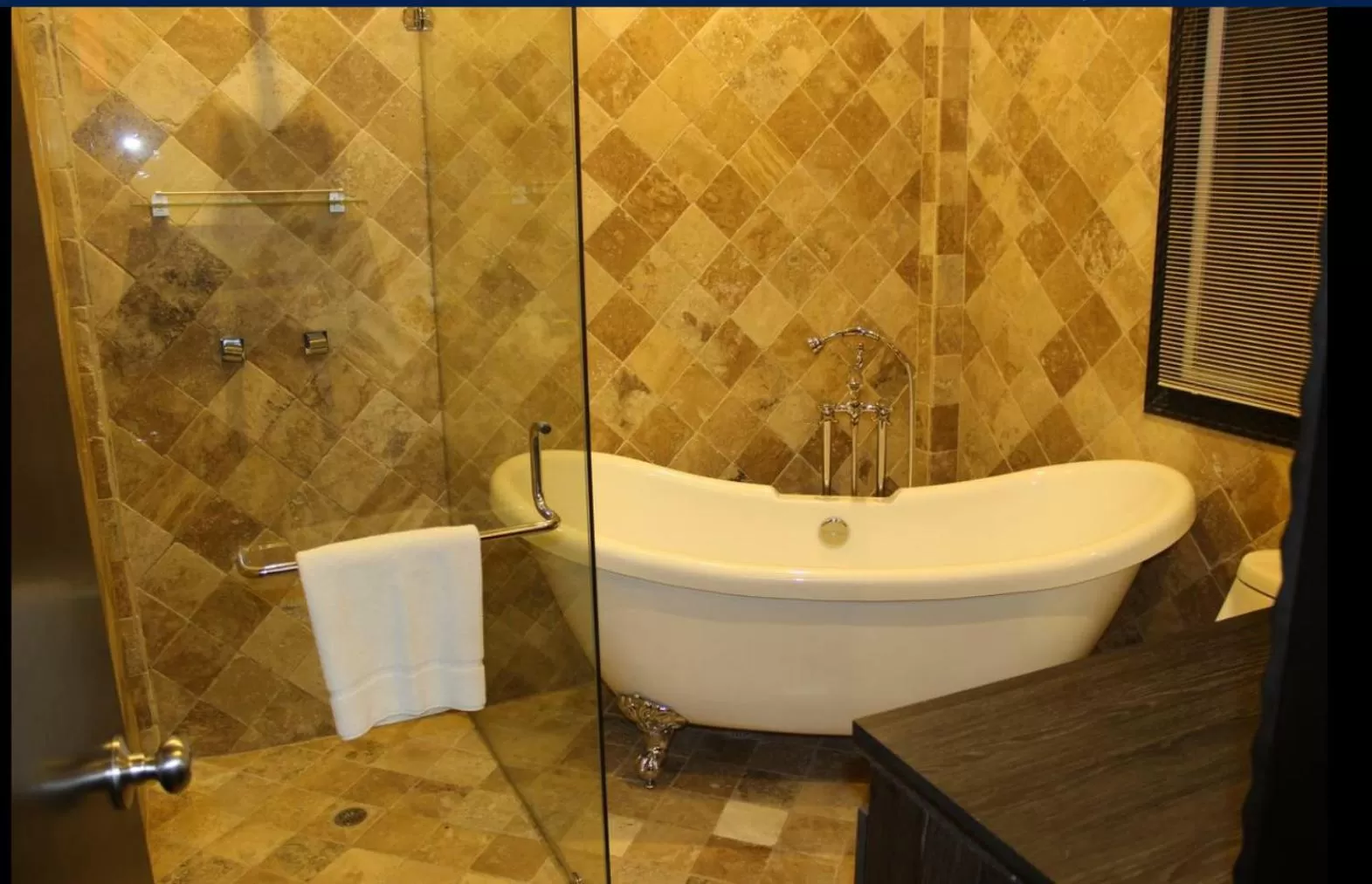 Bathroom in Cedros Inn Boutique Hotel