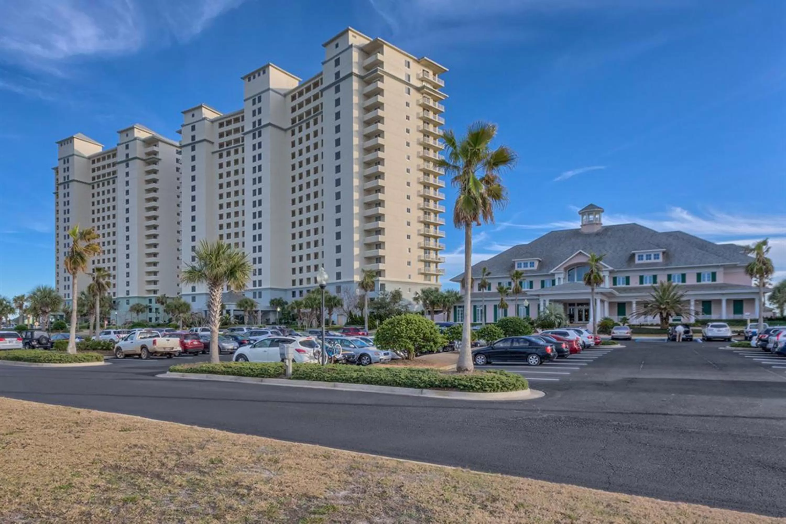 Property Building in The Beach Club Resort and Spa III
