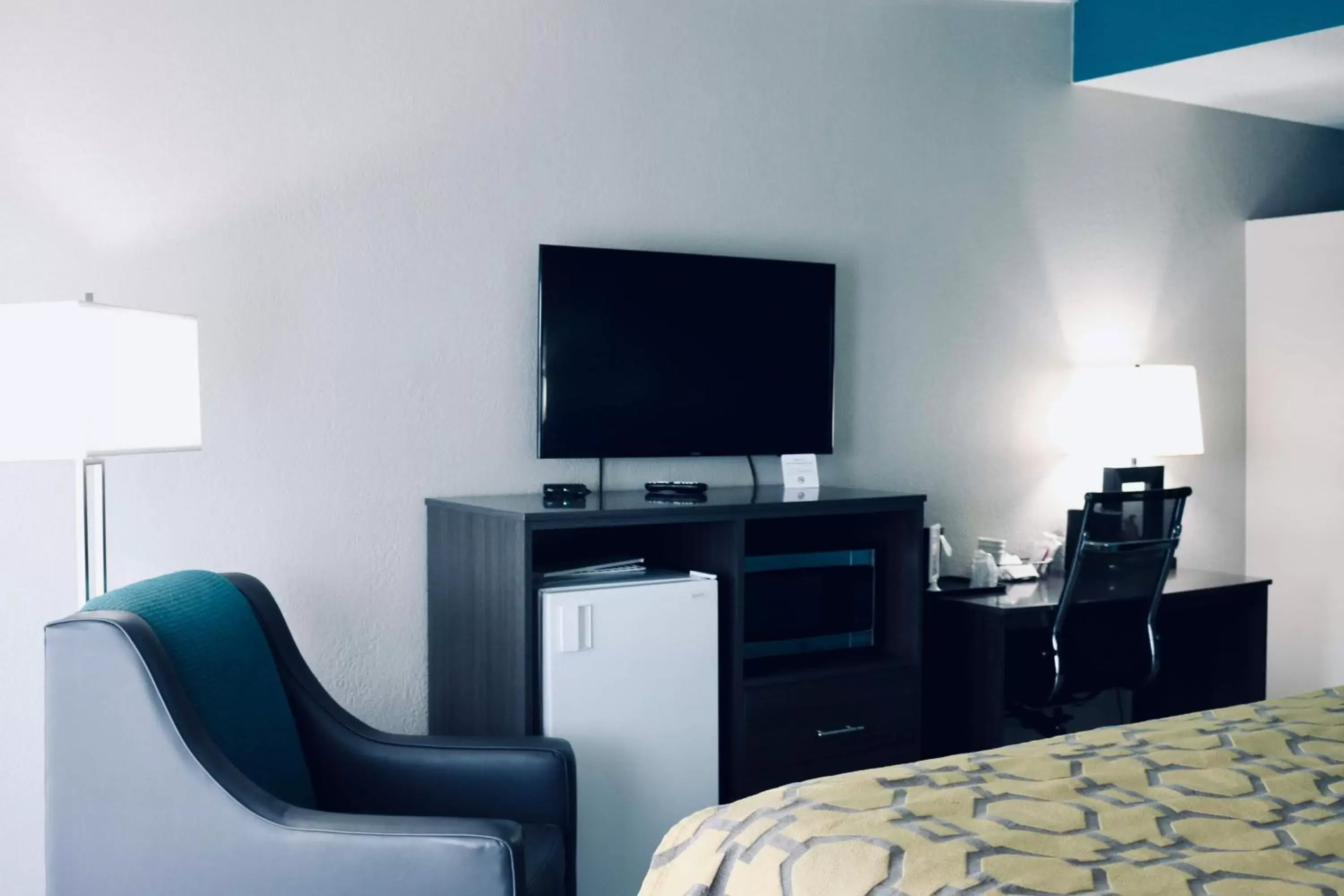 King Room - Non-Smoking in Baymont by Wyndham Cookeville King Room - Non-Smoking in Baymont by Wyndham Cookeville