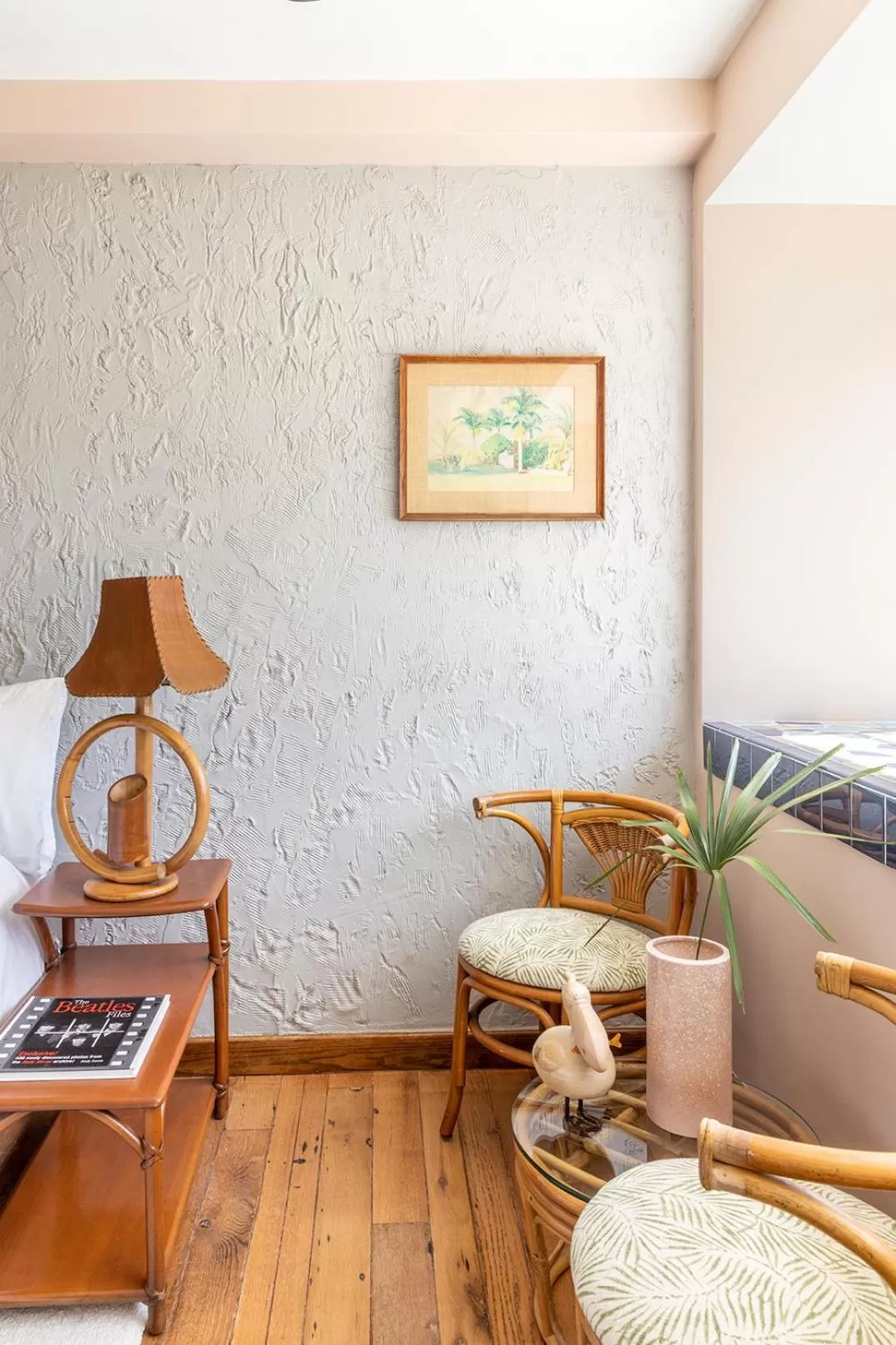 Seating area in Pelican Hotel