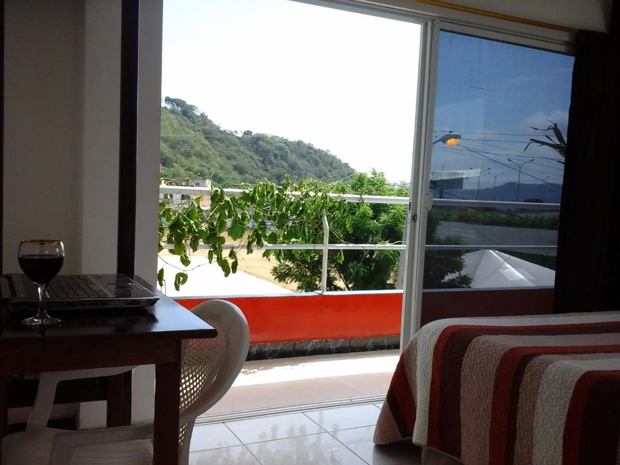 Photo of the whole room, Mountain View in Bahia B&B