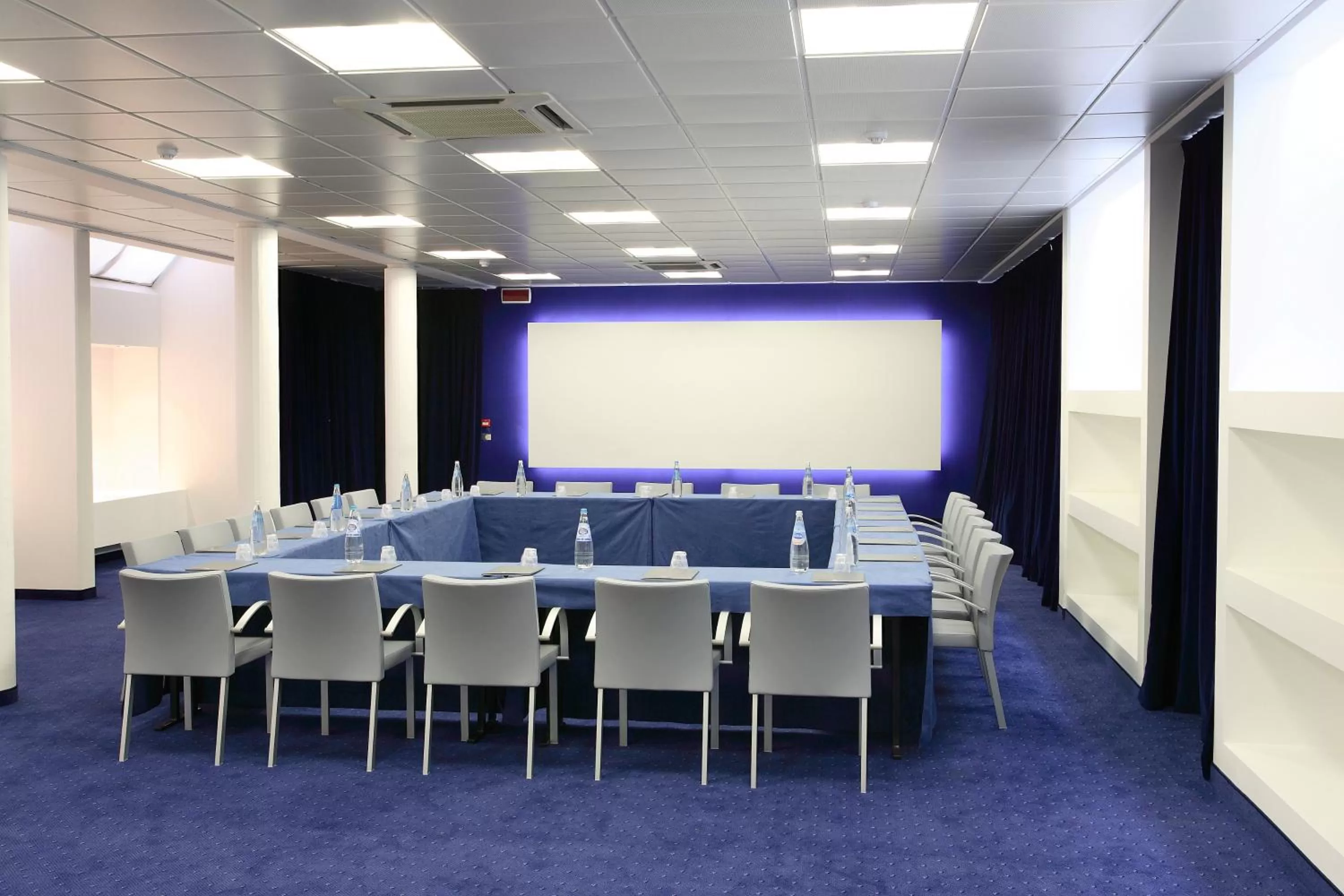 Business facilities in Hotel Villa Giulietta