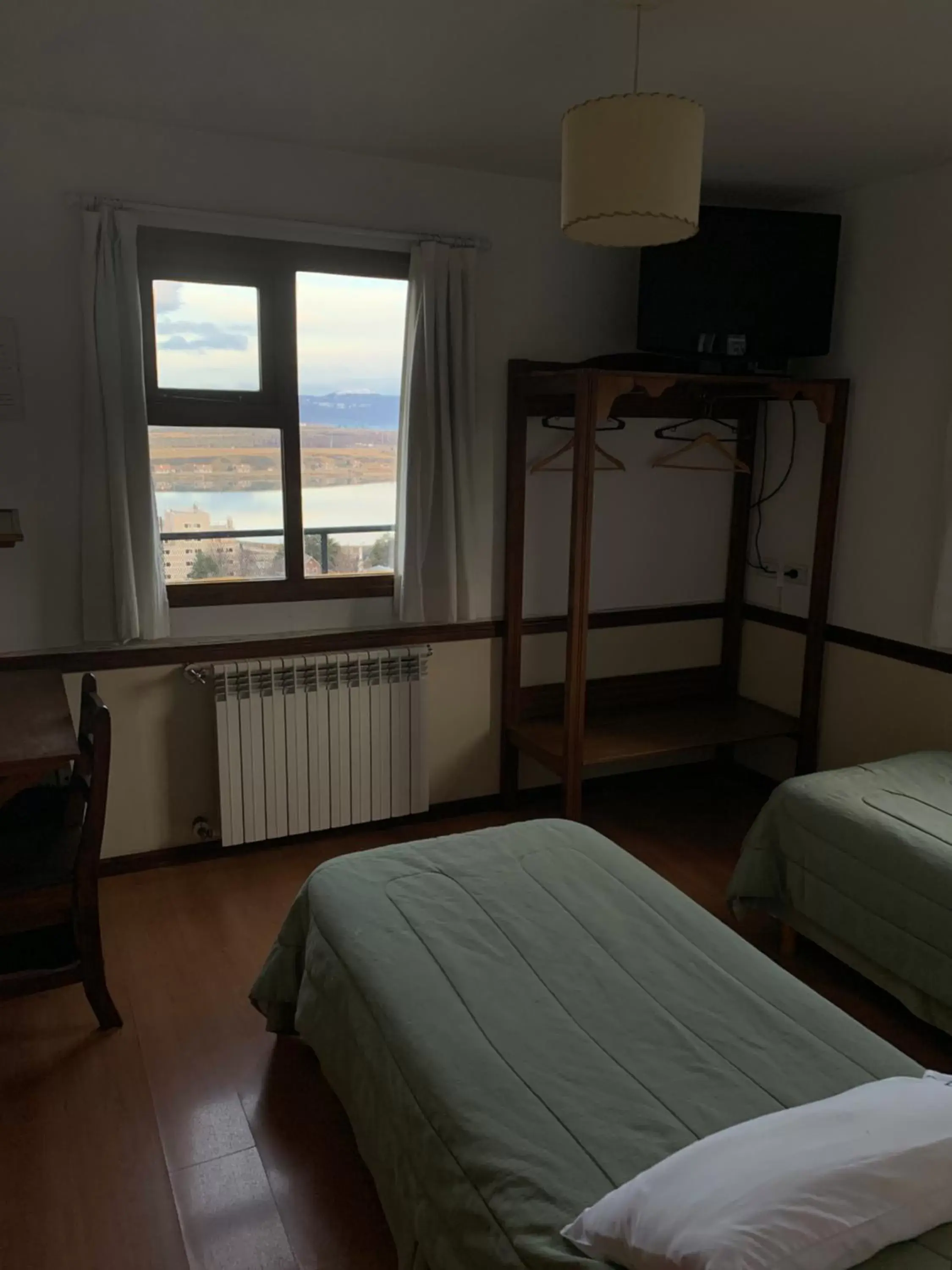 Twin Room with Sea View in Hosteria Sloggett Twin Room with Sea View in Hosteria Sloggett