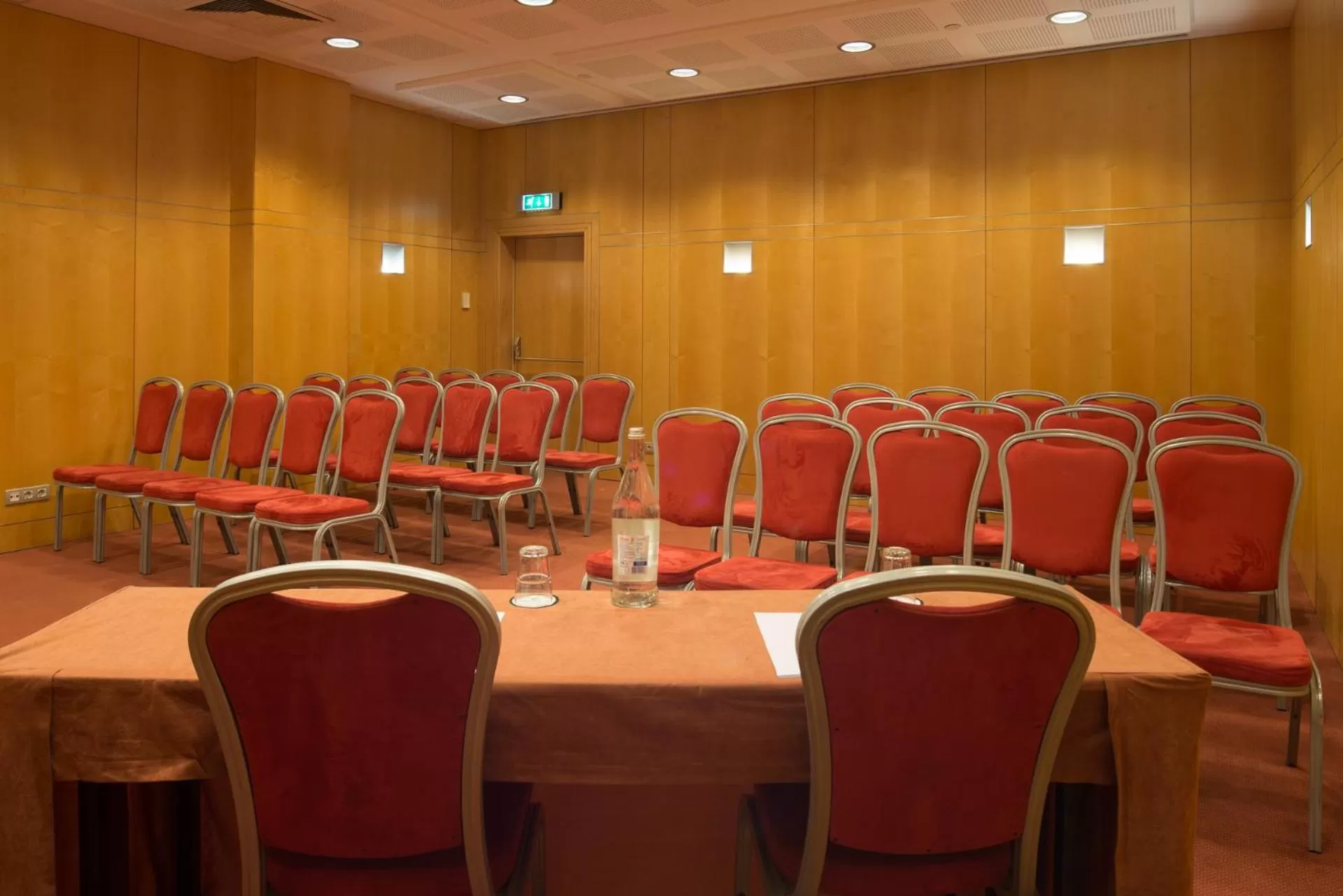 Business facilities in VIP Executive Entrecampos Hotel & Conference